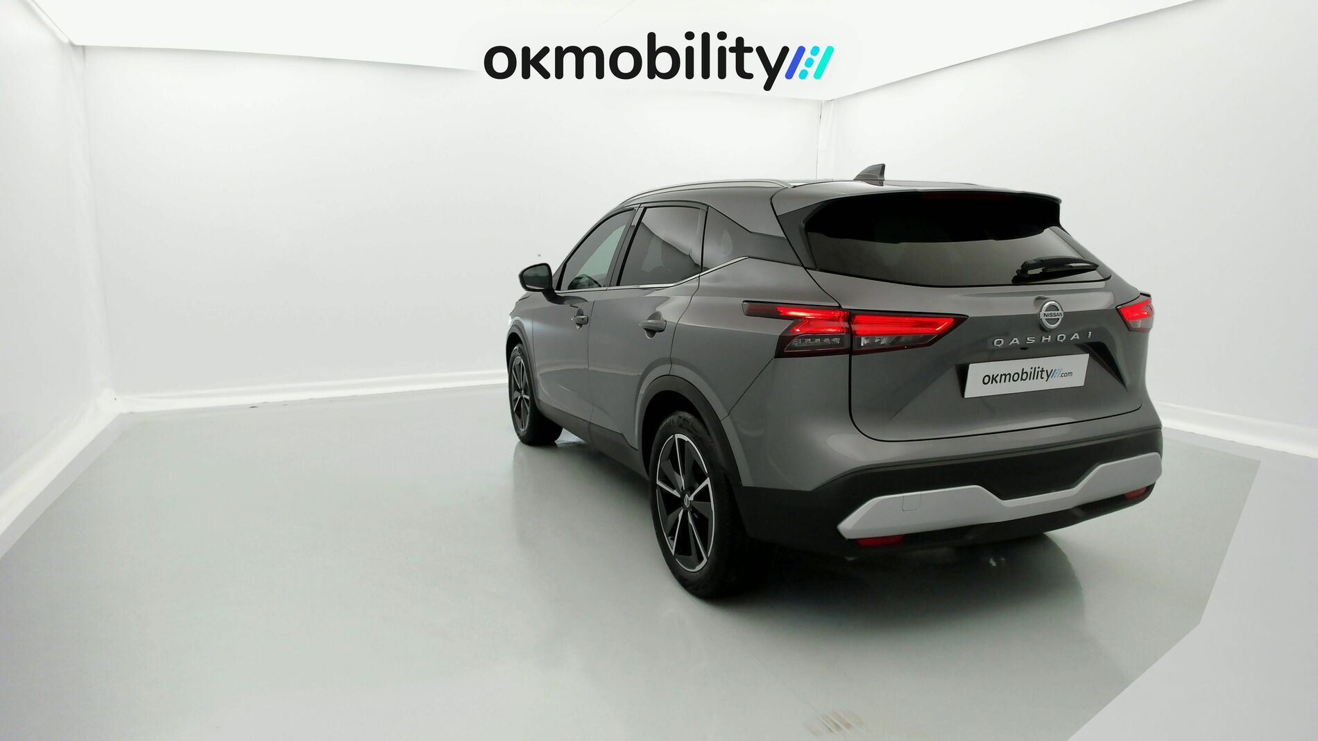nissan qashqai tekna 1.3 DIG-T 140 MHEV 2022 gris squale 9