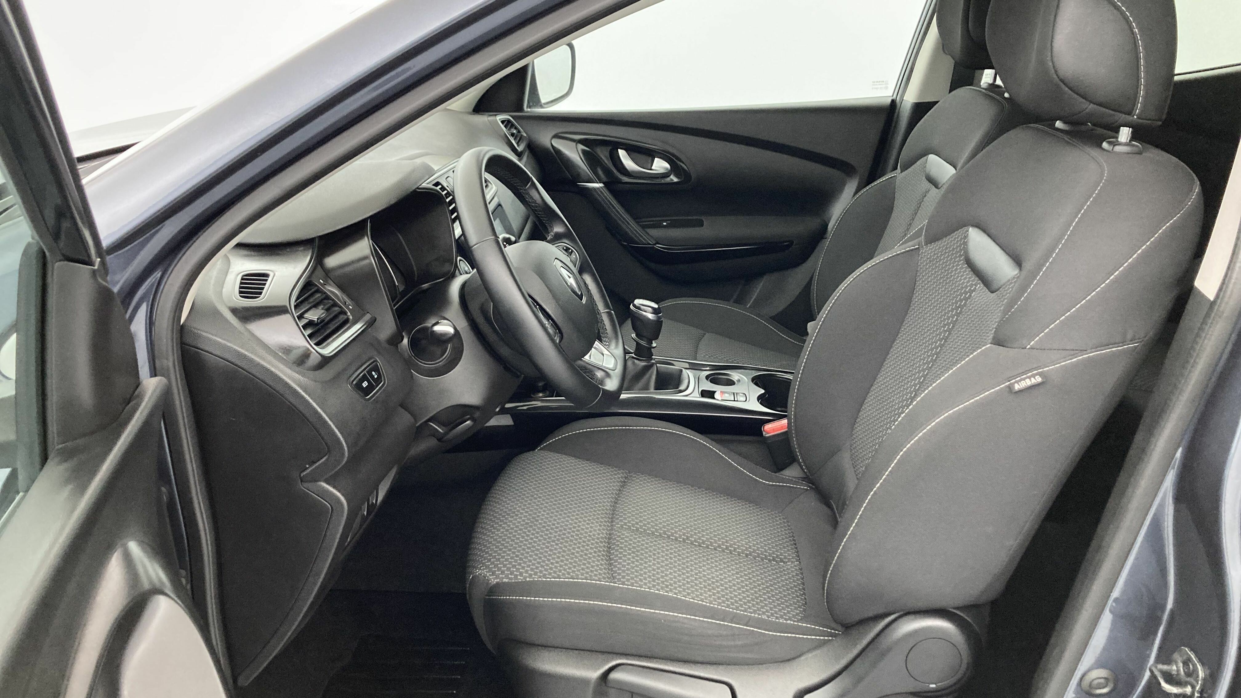 renault kadjar equilibre 1.3 TCE 140 2022 titanium-grau metallic 15