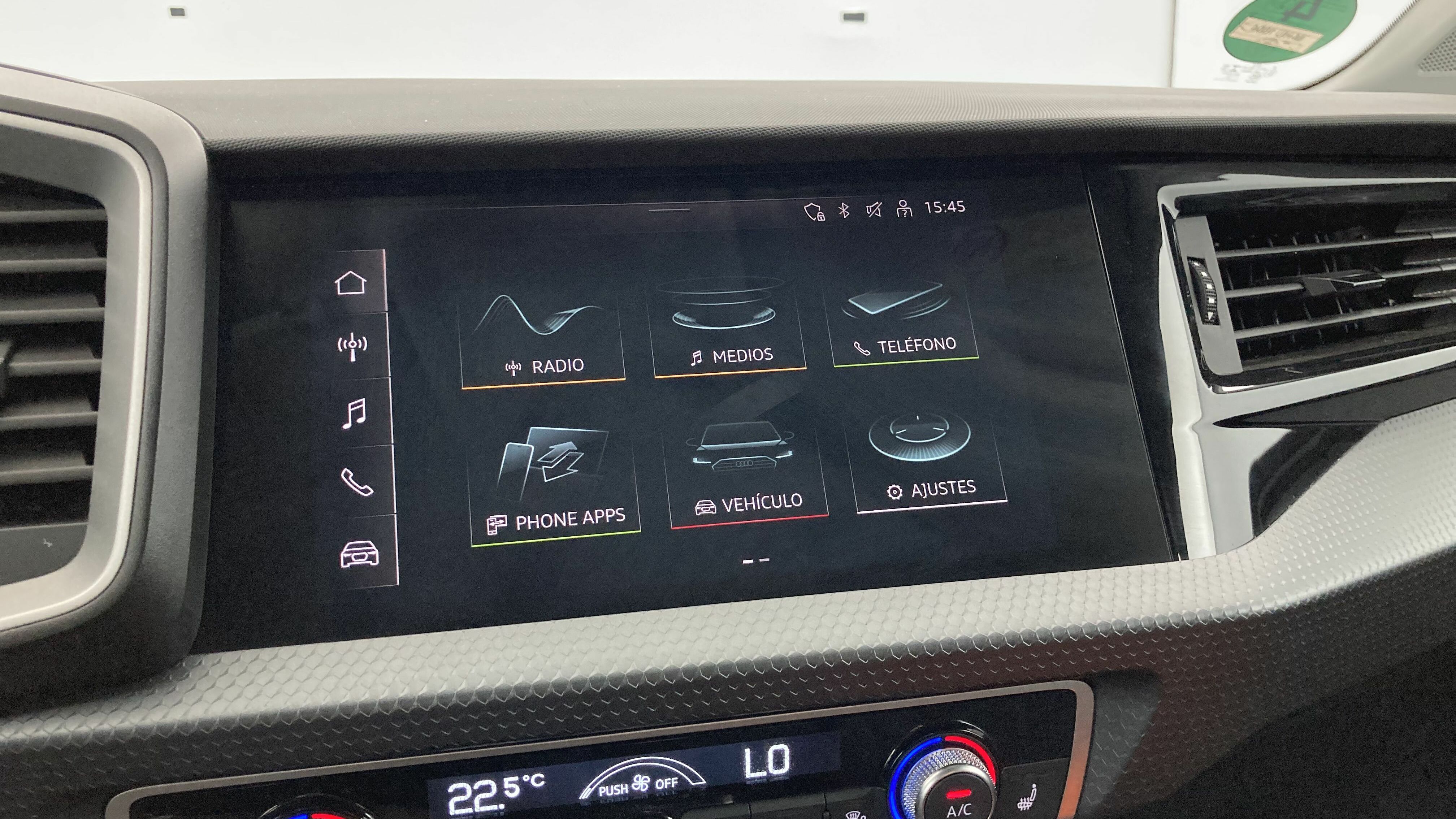 audi a1 sportback s line 30 TFSI 110 2022 gletscherweis / mythosschwarz 20