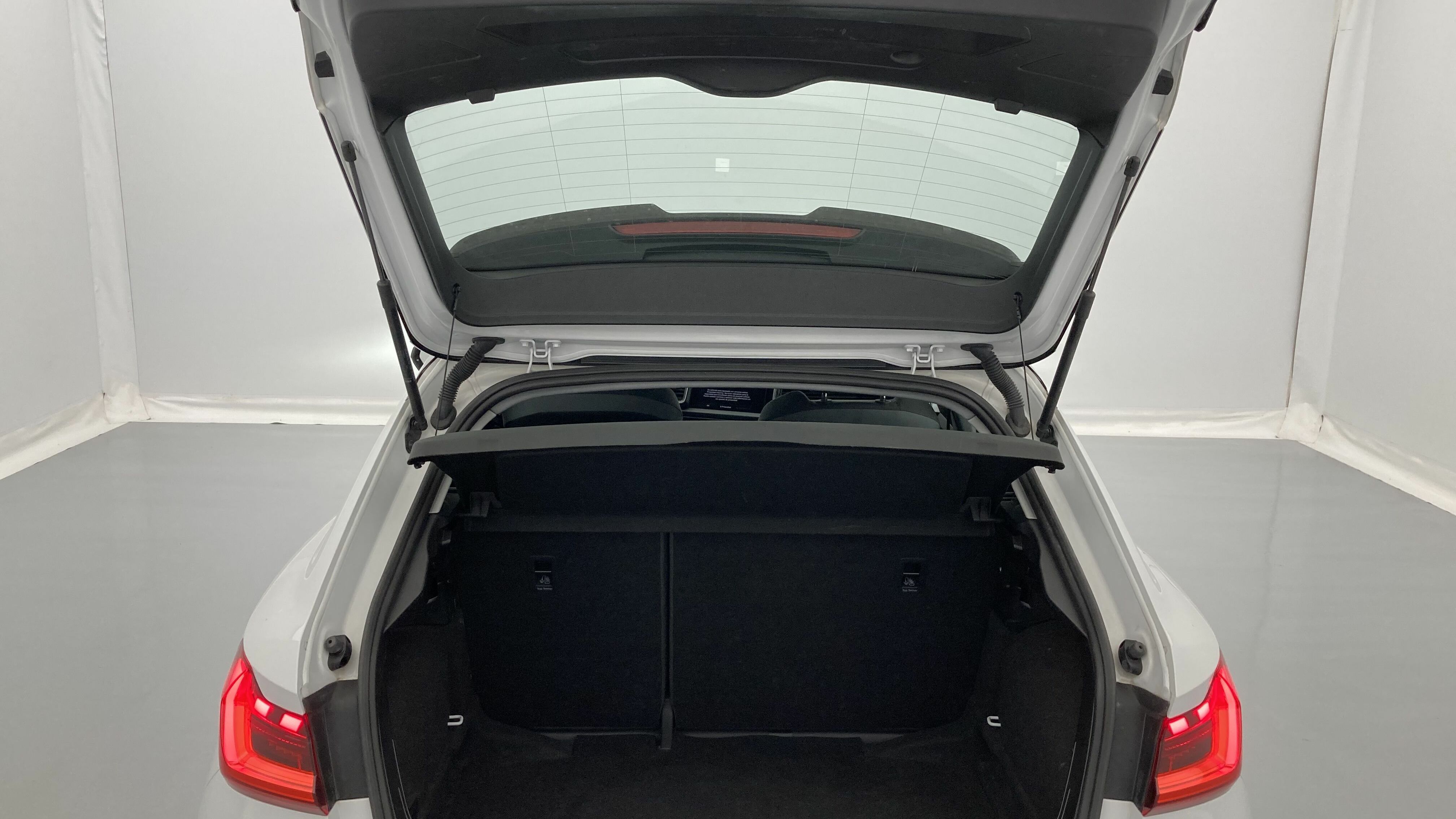 audi a1 sportback s line 30 TFSI 110 2022 gletscherweis / mythosschwarz 25