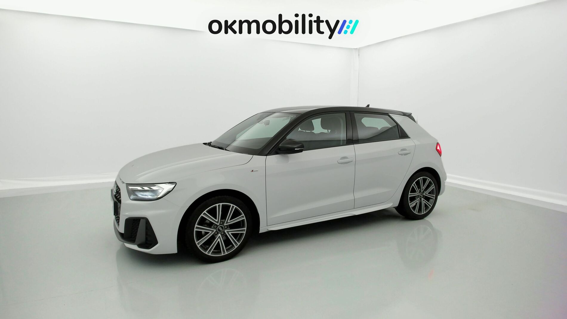 audi a1 sportback s line 30 TFSI 110 2022 gletscherweis / mythosschwarz 5