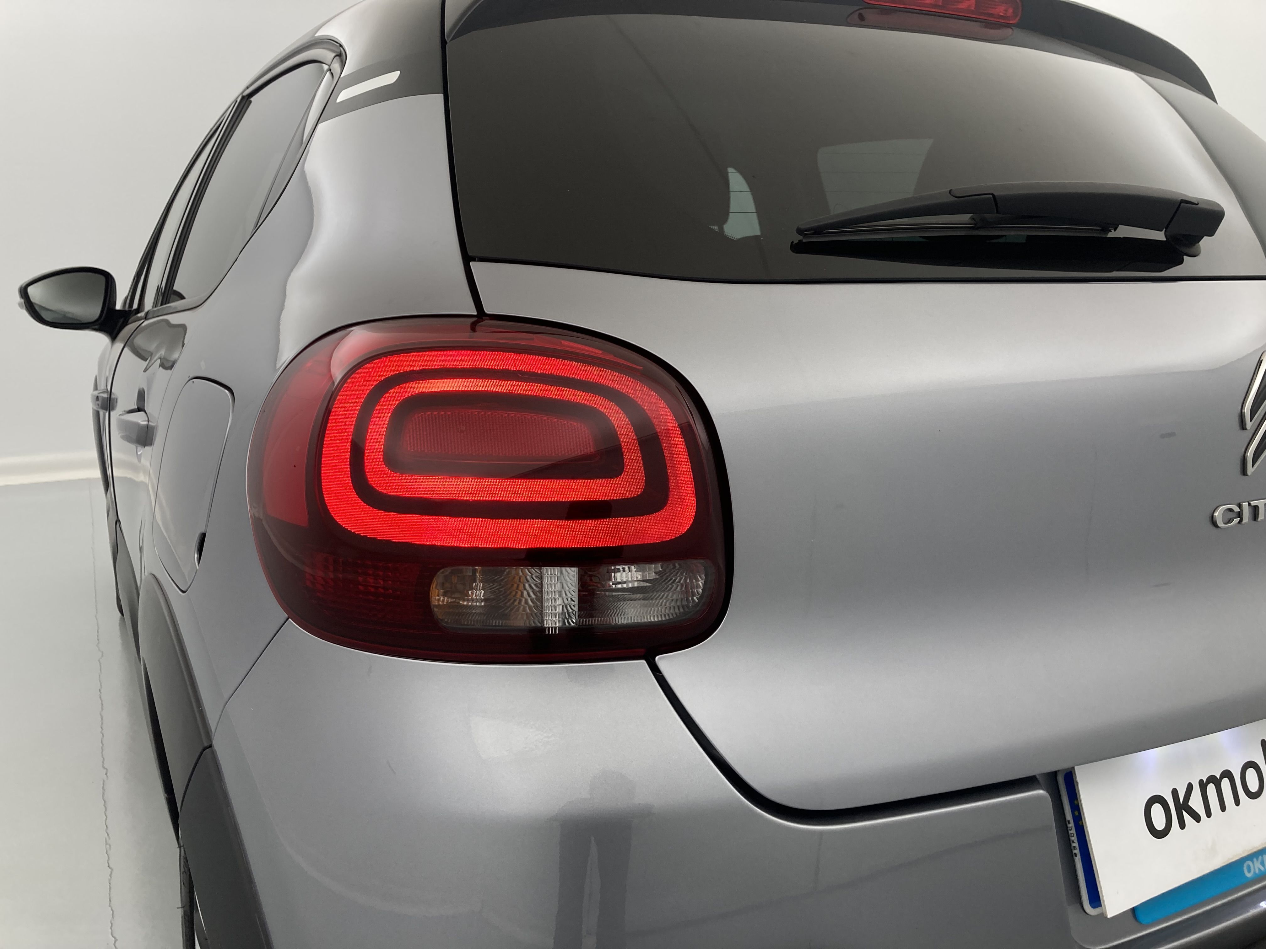 citroen c3 origin max 1.2 PURETECH 83 2024 gris acero 28