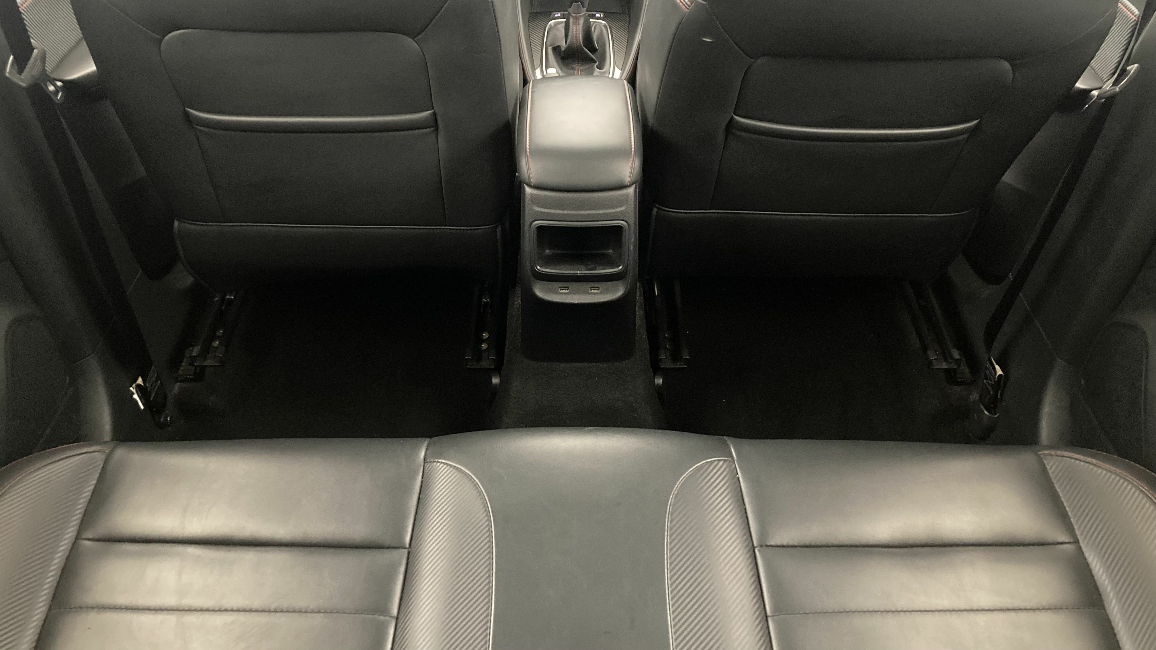 mg zs luxury 1.5 VTI-TECH 106 2023 diamond red 21