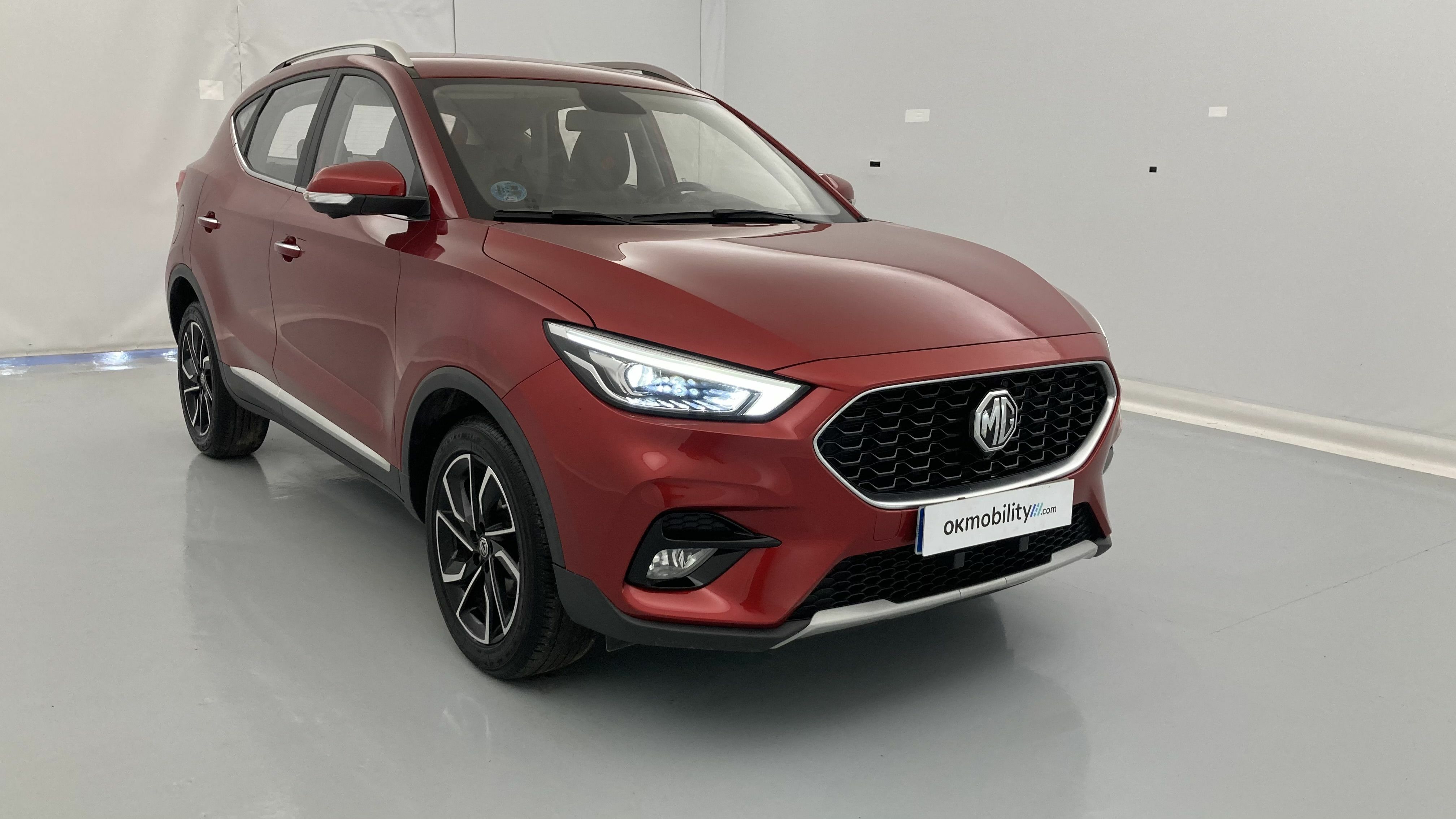 mg zs luxury 1.5 VTI-TECH 106 2023 diamond red 22