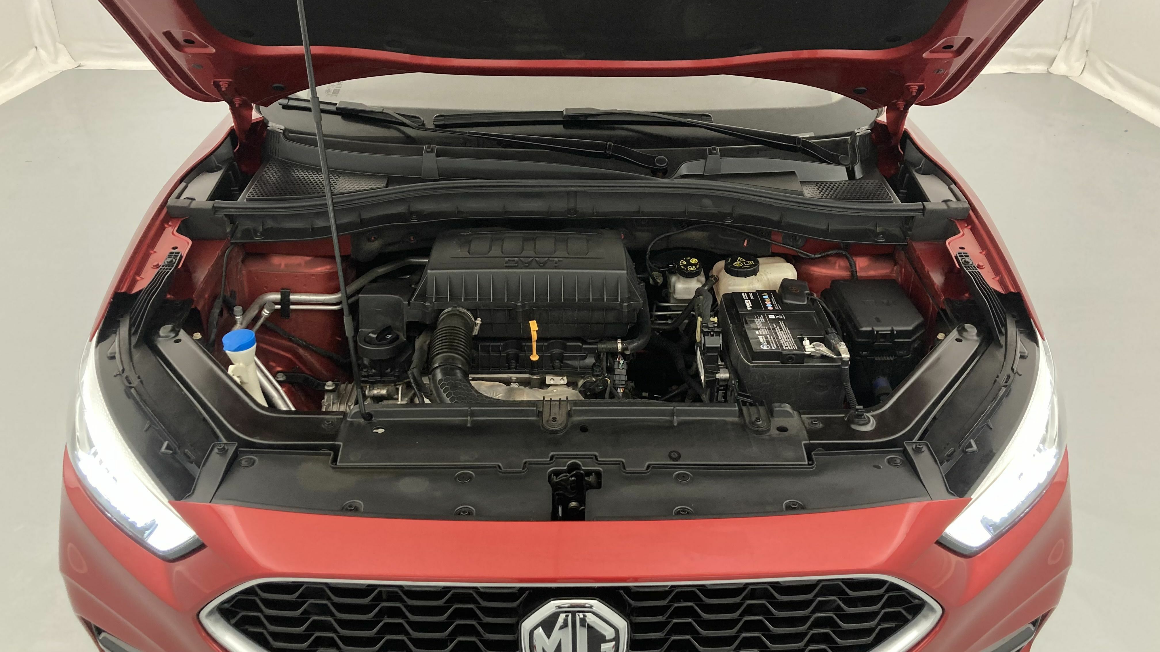 mg zs luxury 1.5 VTI-TECH 106 2023 diamond red 24