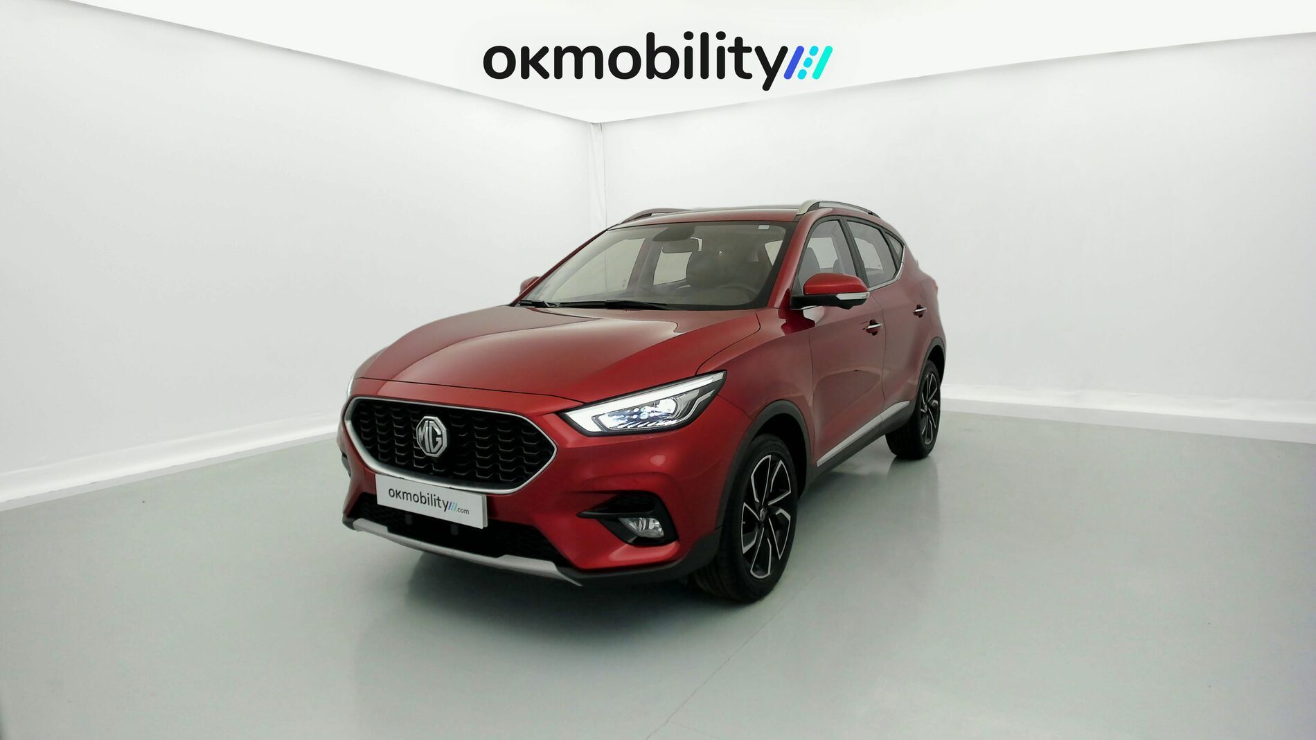 mg zs luxury 1.5 VTI-TECH 106 2023 diamond red 1