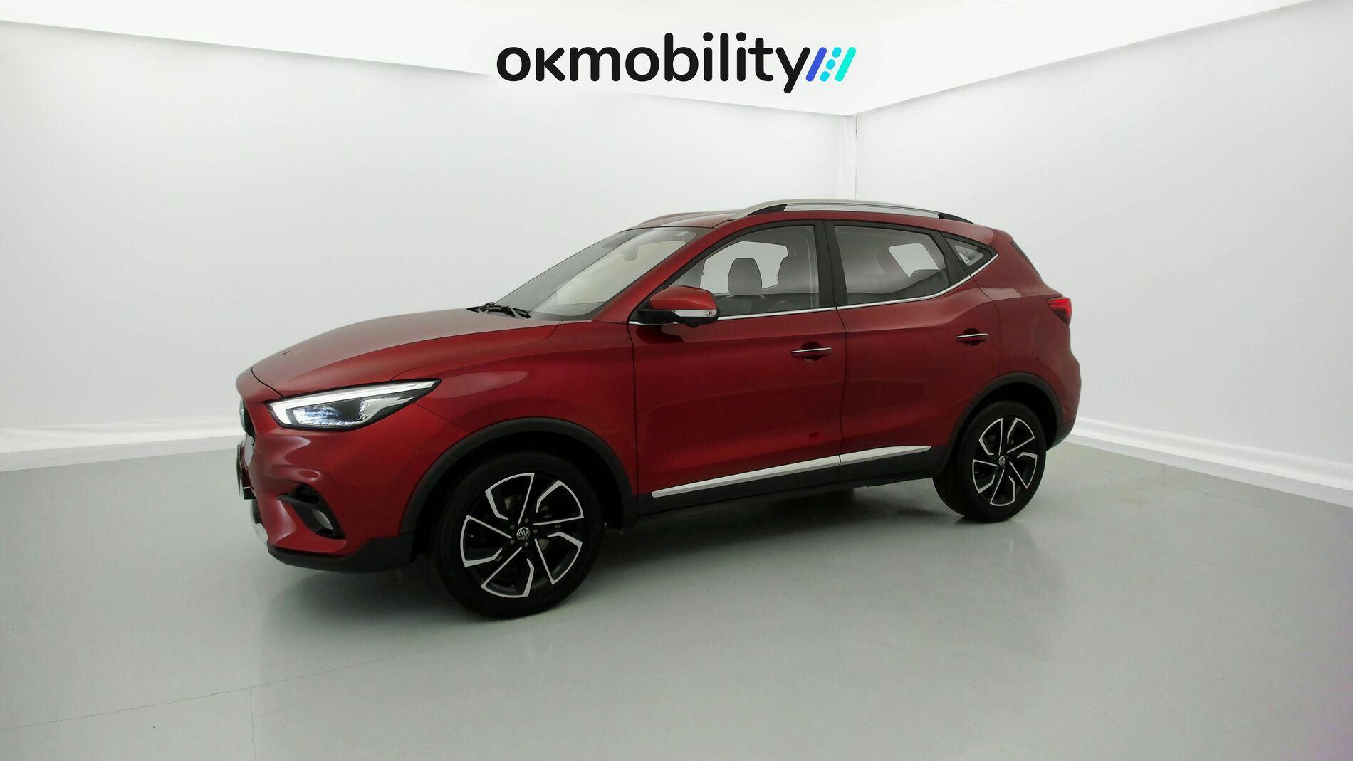 mg zs luxury 1.5 VTI-TECH 106 2023 diamond red 4