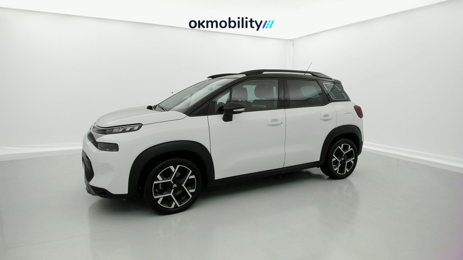 citroen c3 aircross shine pack 1.2 PURETECH 130 EAT 2023 blanco polar / negro 2