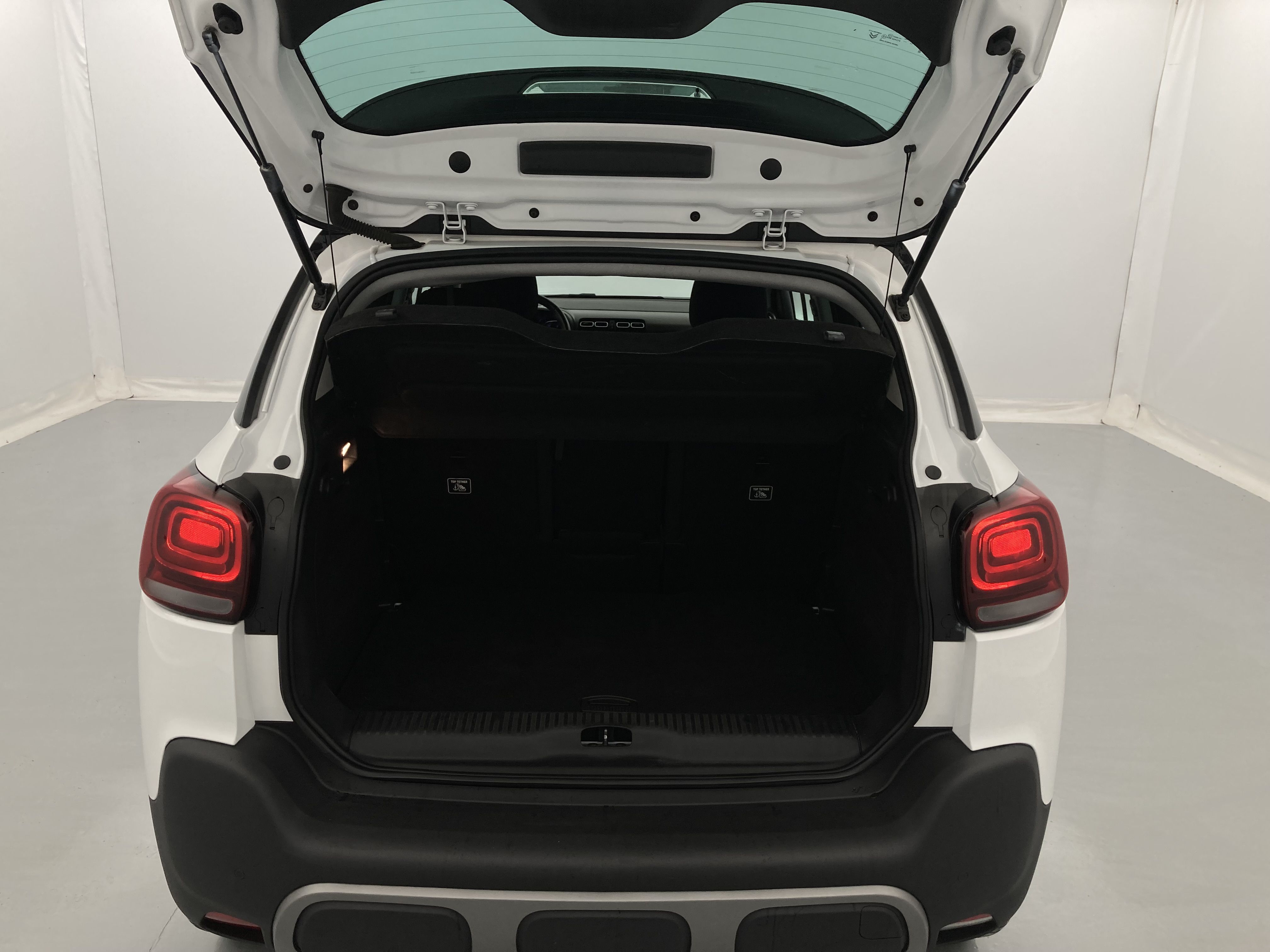 citroen c3 aircross shine pack 1.2 PURETECH 130 EAT 2023 blanco polar / negro 20
