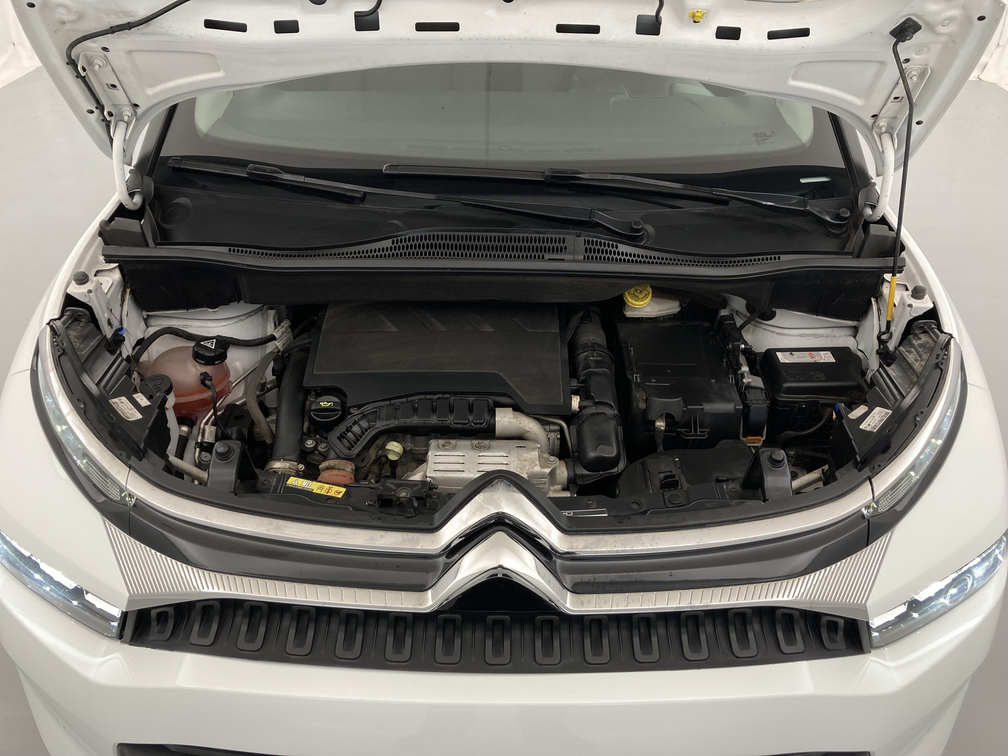 citroen c3 aircross shine pack 1.2 PURETECH 130 EAT 2023 blanco polar / negro 21