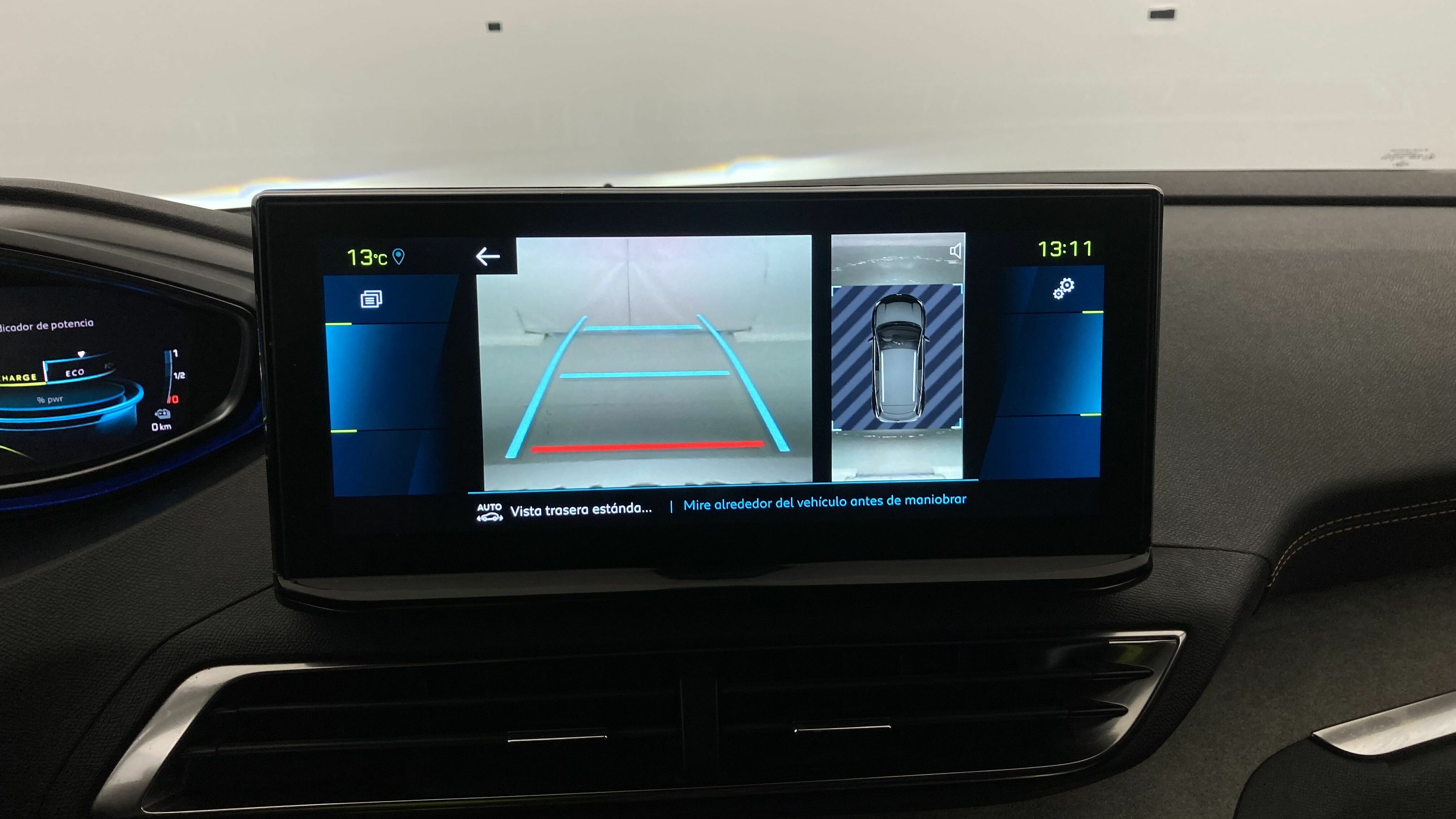 peugeot 3008 gt pack 1.6 HYBRID 300 EAT PHEV 2022 negro perla nera 18