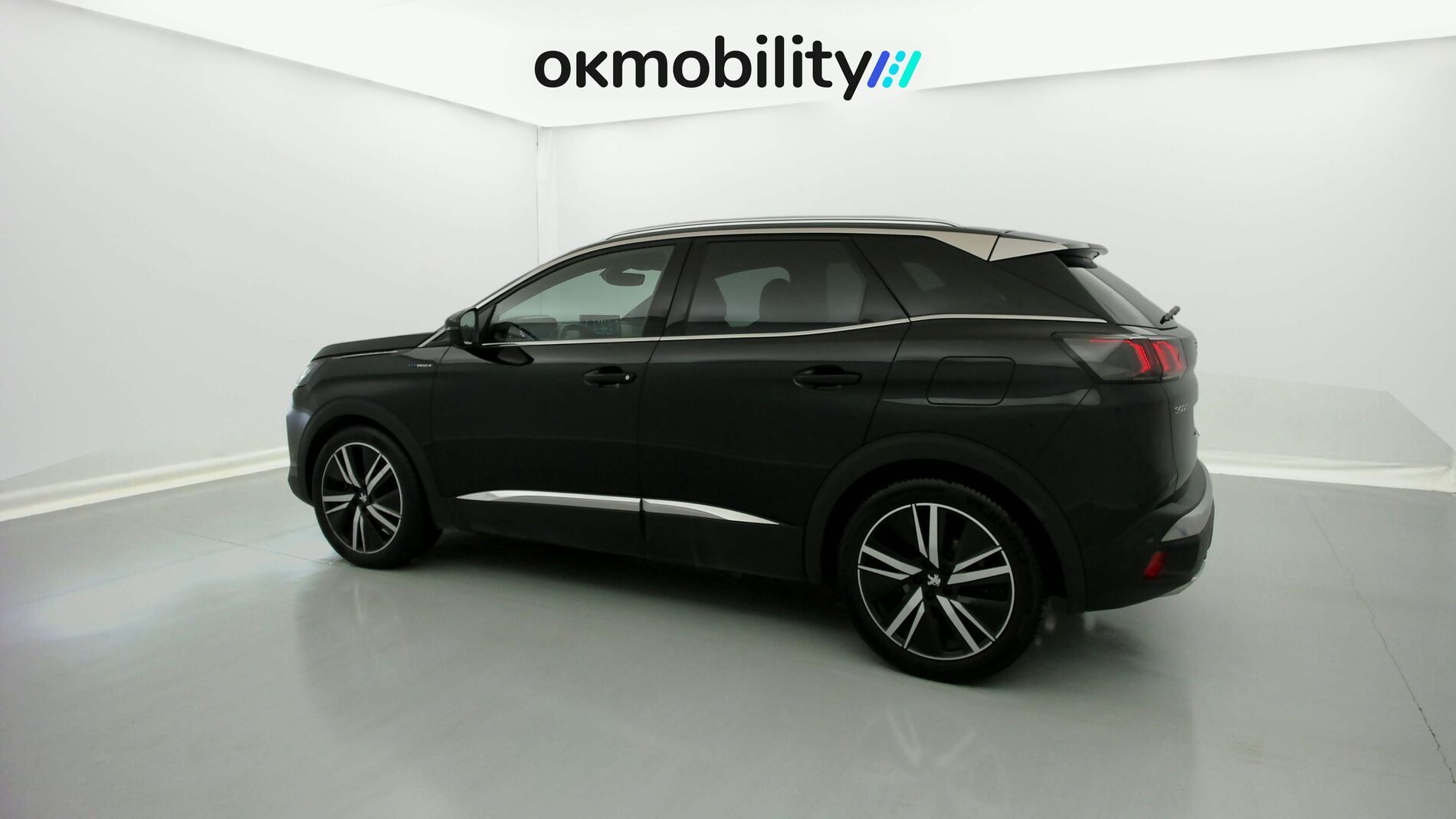 peugeot 3008 gt pack 1.6 HYBRID 300 EAT PHEV 2022 negro perla nera 7
