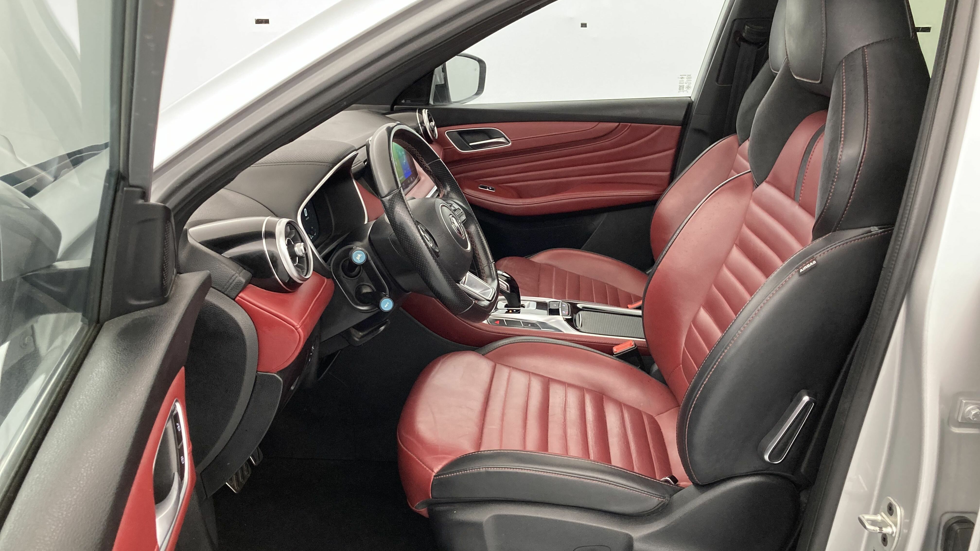 mg ehs phev exclusive 1.5 T-GDI 258 PHEV 2022 medal silver 15