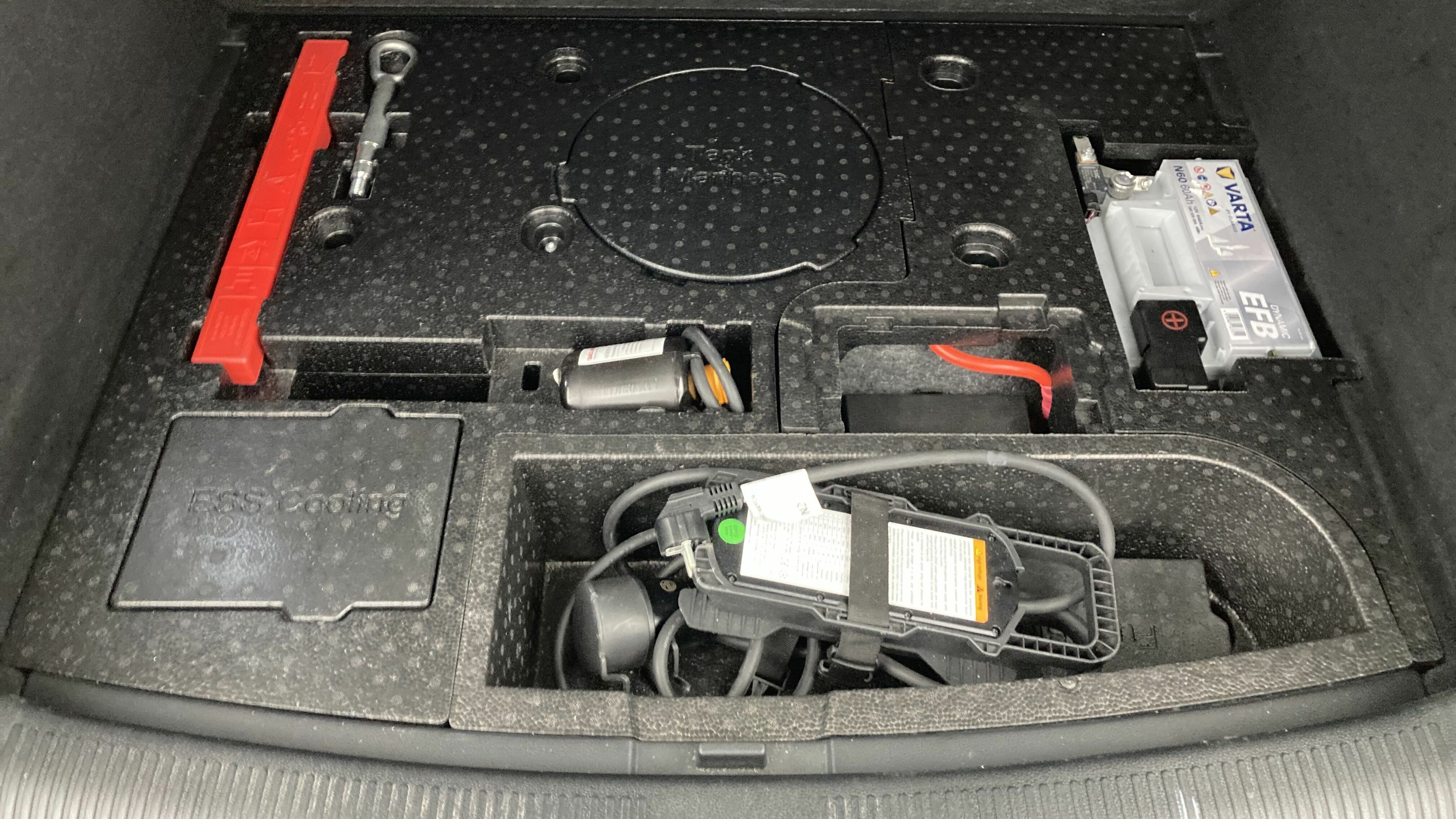 mg ehs phev exclusive 1.5 T-GDI 258 PHEV 2022 medal silver 24