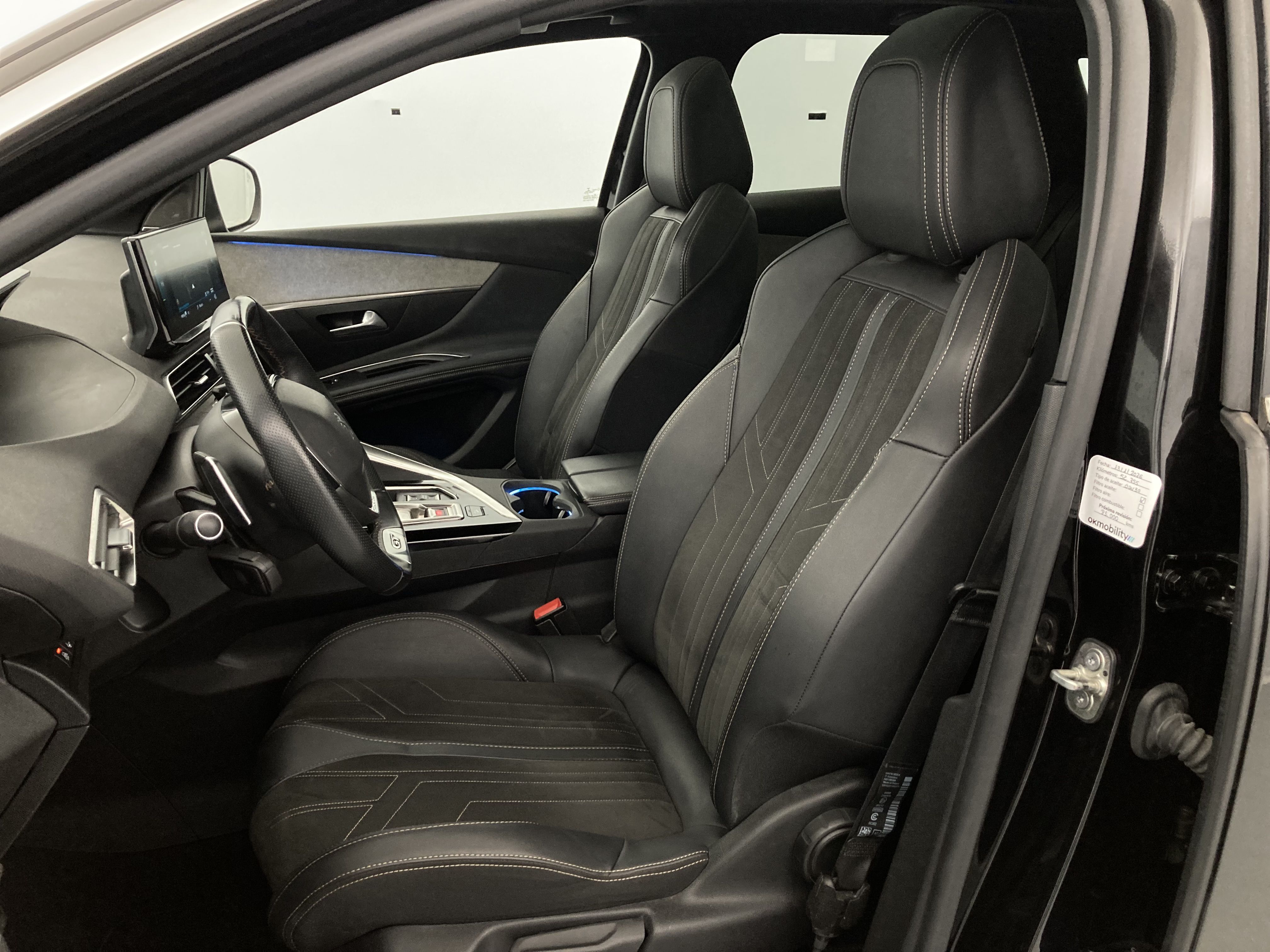 peugeot 3008 gt pack 1.6 HYBRID 300 EAT PHEV 2022 negro perla nera 22