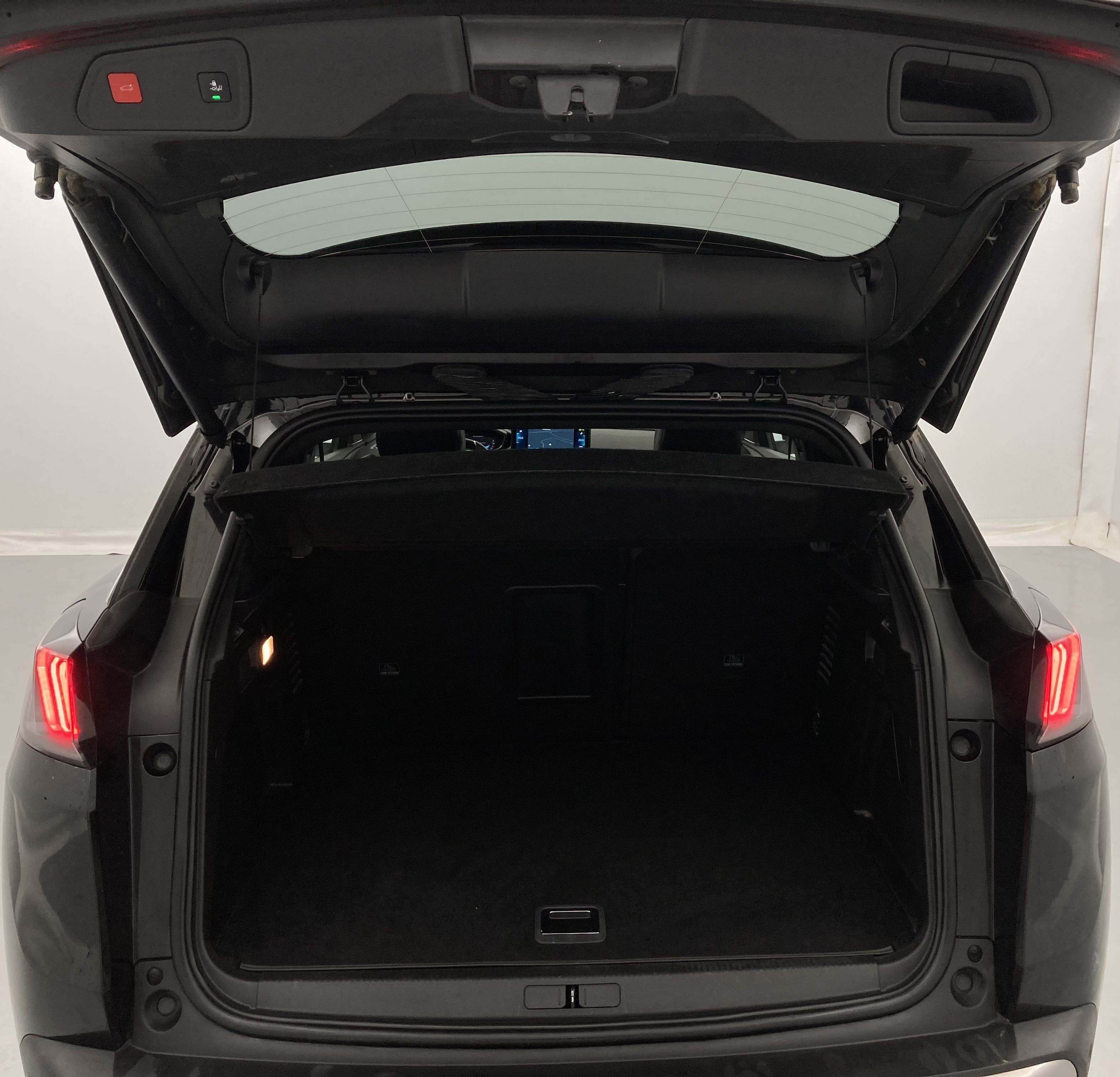 peugeot 3008 gt pack 1.6 HYBRID 300 EAT PHEV 2022 negro perla nera 25