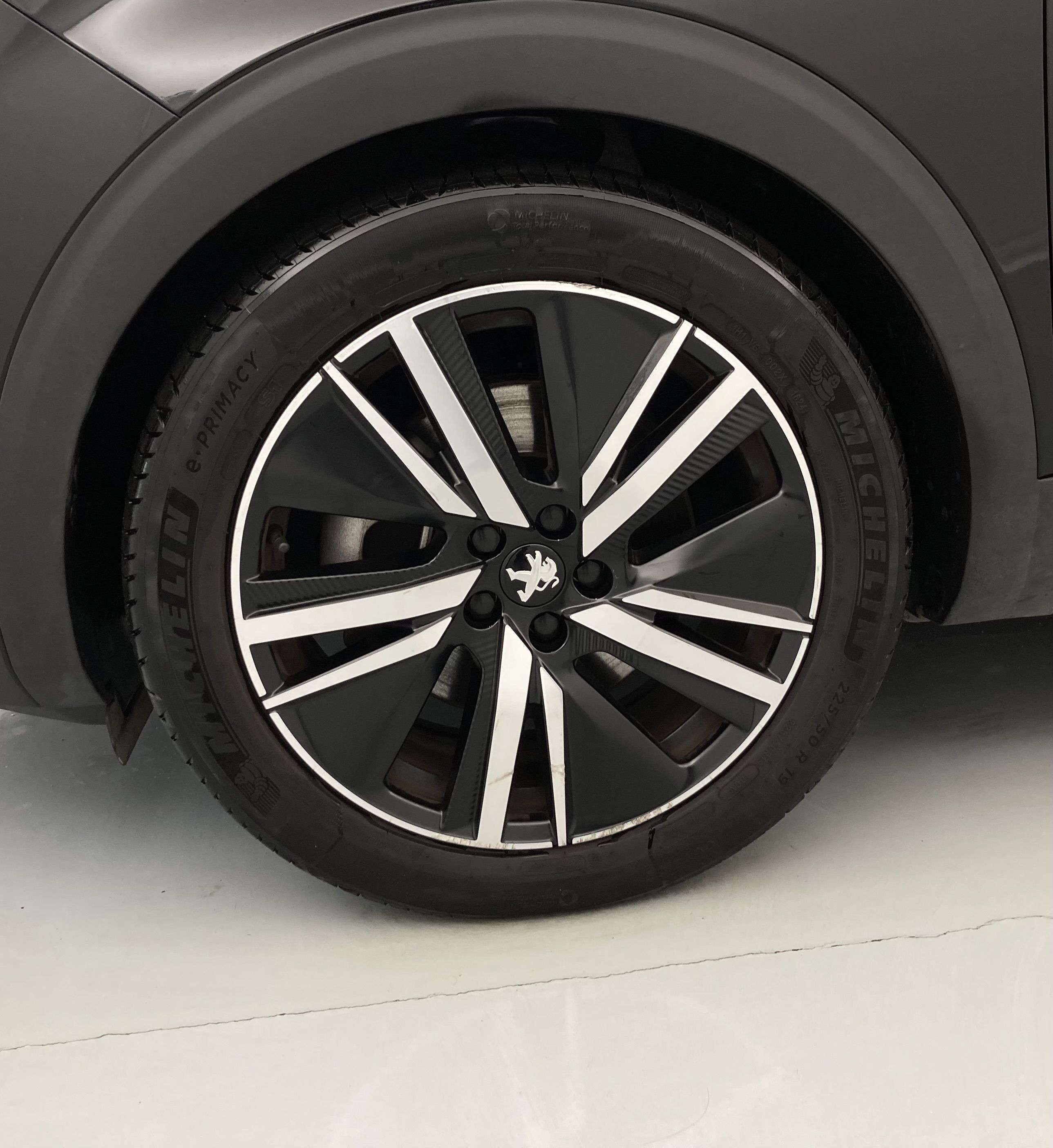 peugeot 3008 gt pack 1.6 HYBRID 300 EAT PHEV 2022 negro perla nera 28