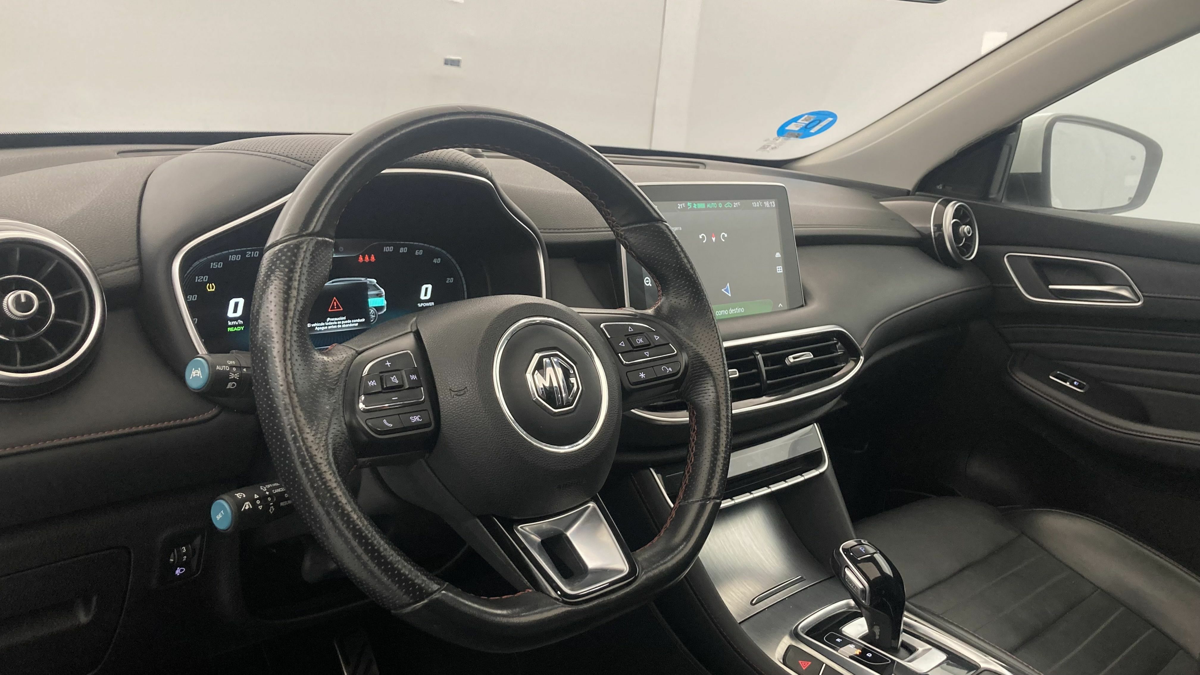 mg ehs phev luxury 1.5 T-GDI 258 PHEV 2023 white 14