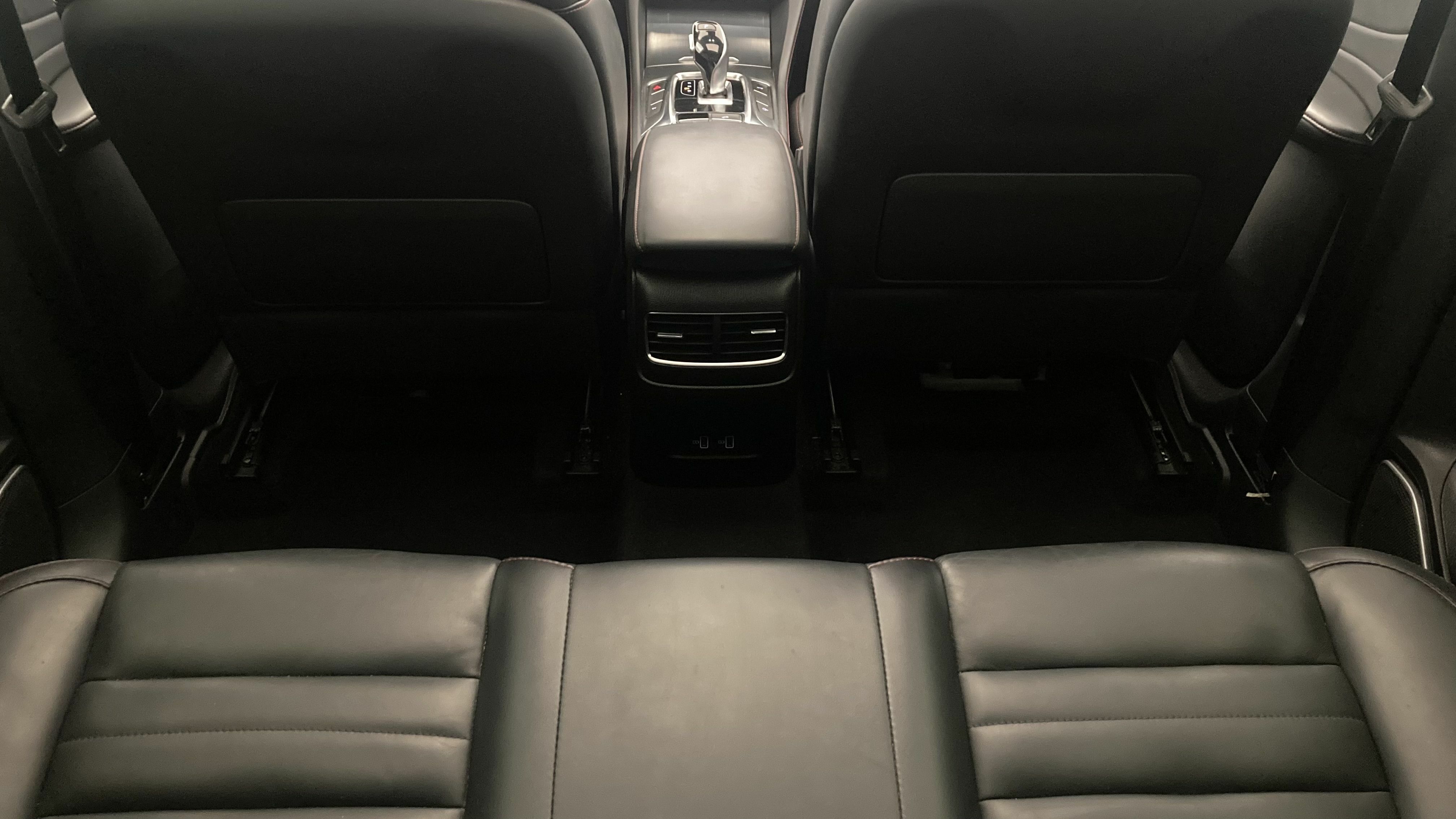 mg ehs phev luxury 1.5 T-GDI 258 PHEV 2023 white 21