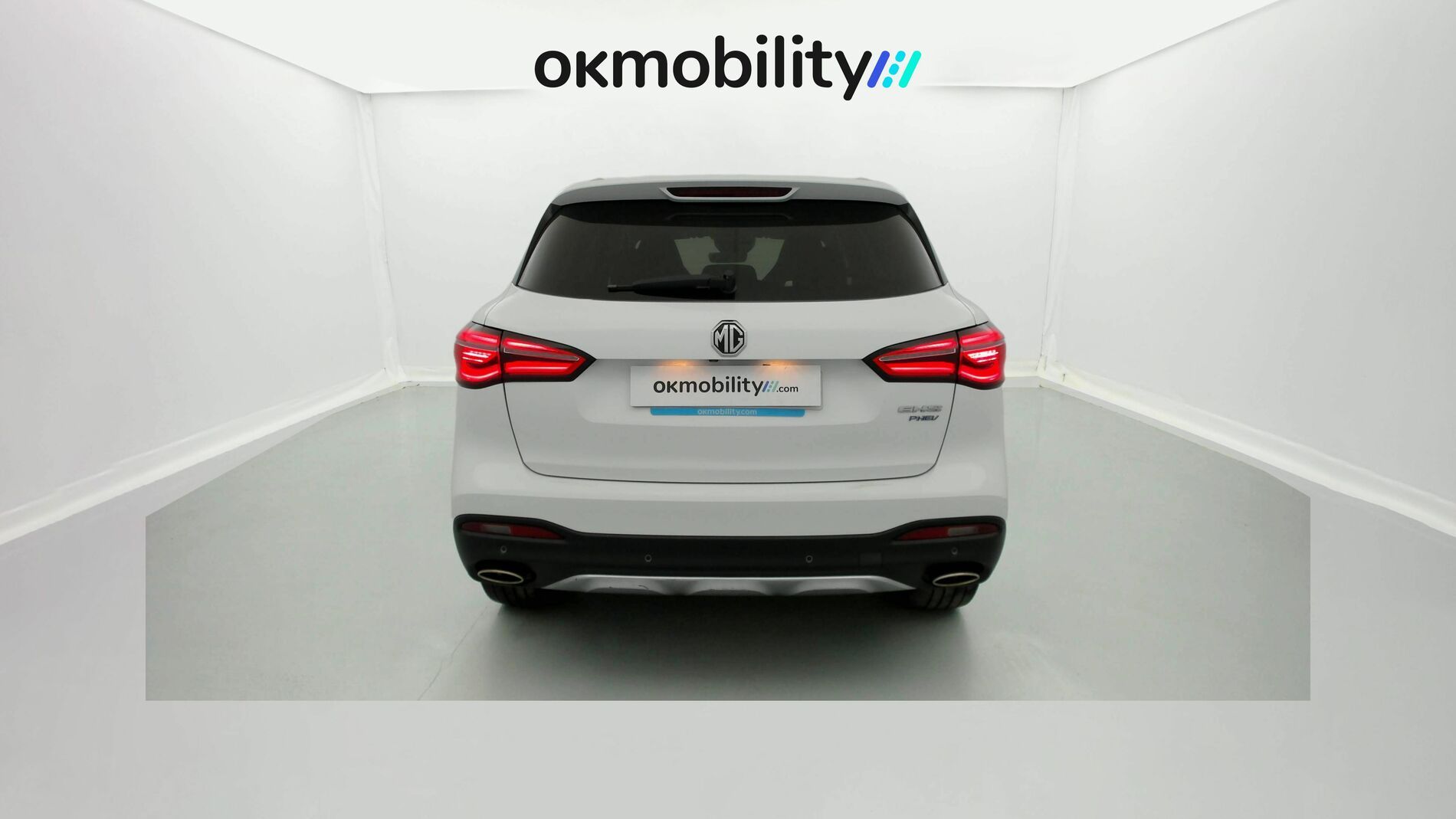 mg ehs phev luxury 1.5 T-GDI 258 PHEV 2023 white 9