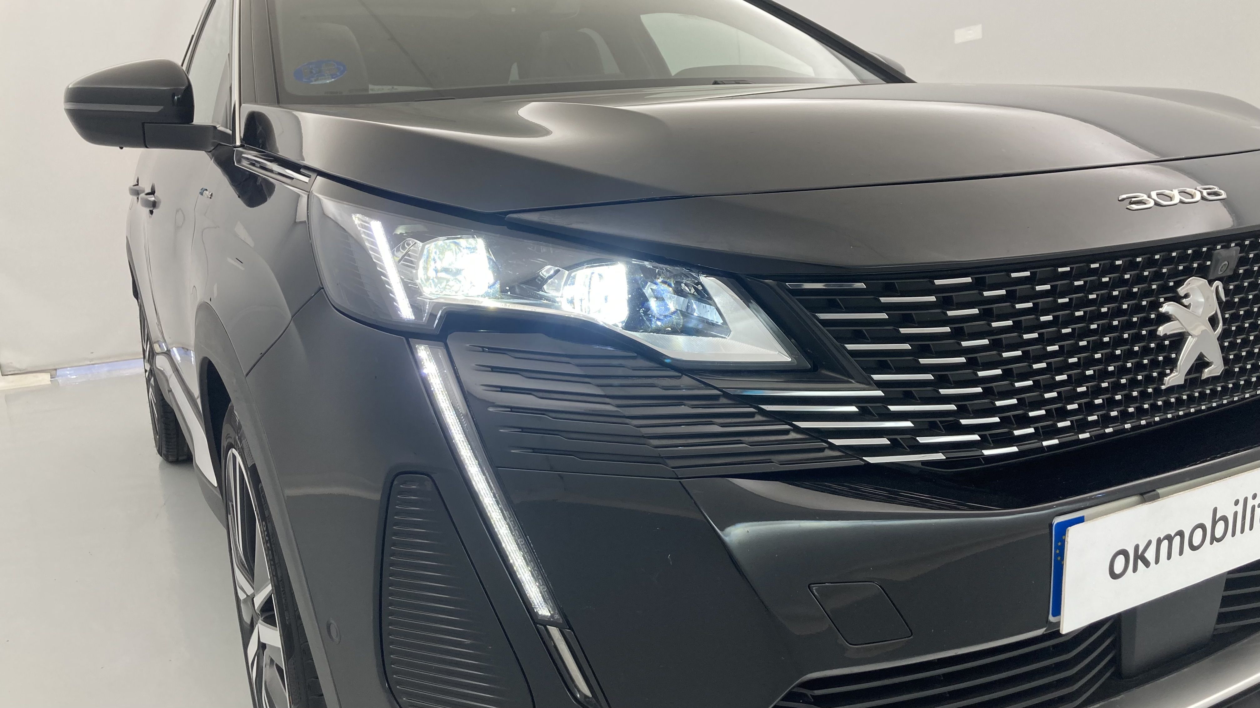 peugeot 3008 gt pack 1.6 HYBRID 300 EAT PHEV 2022 negro perla nera 23