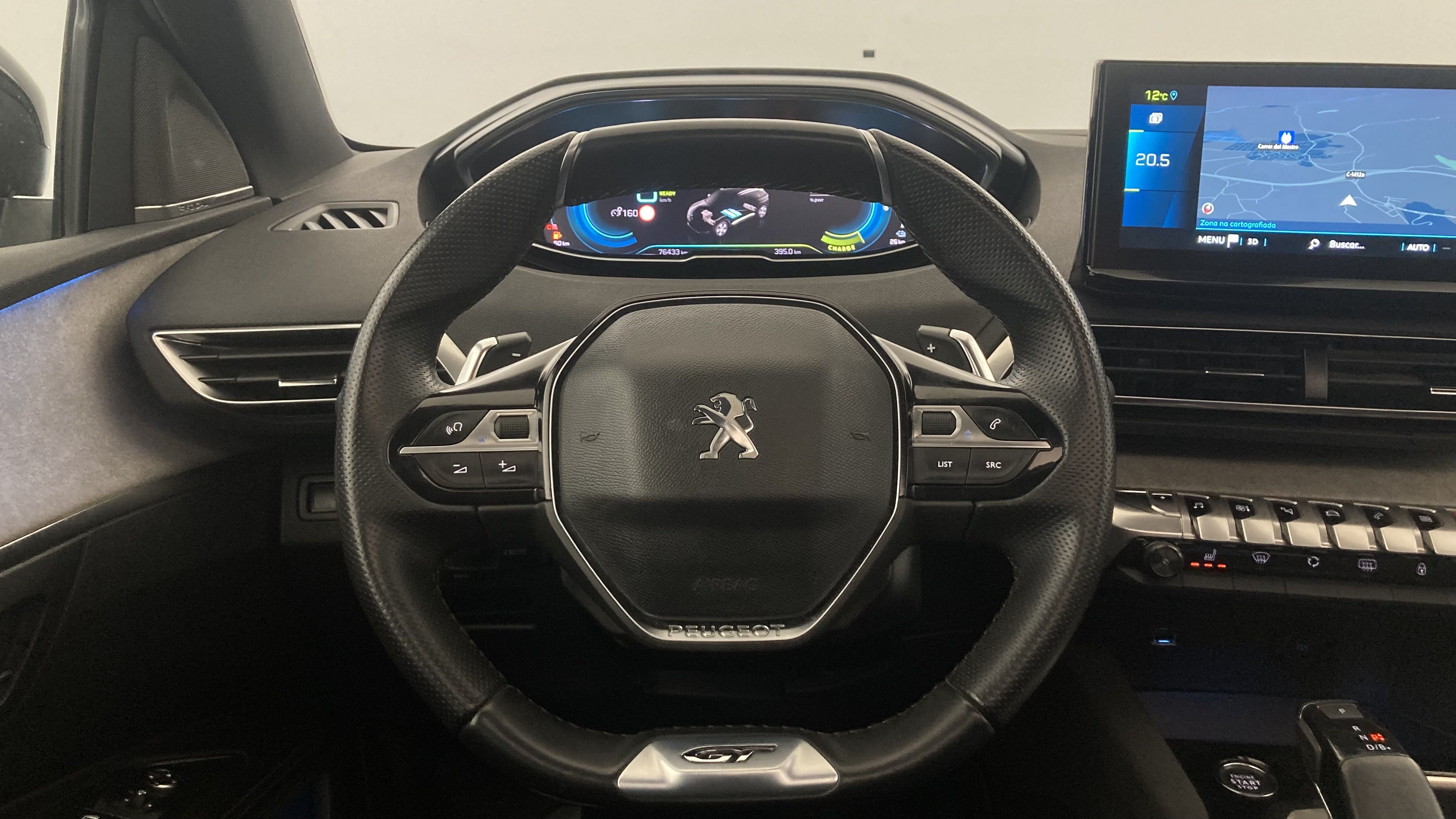 peugeot 3008 gt pack 1.6 HYBRID 300 EAT PHEV 2022 negro perla nera 29