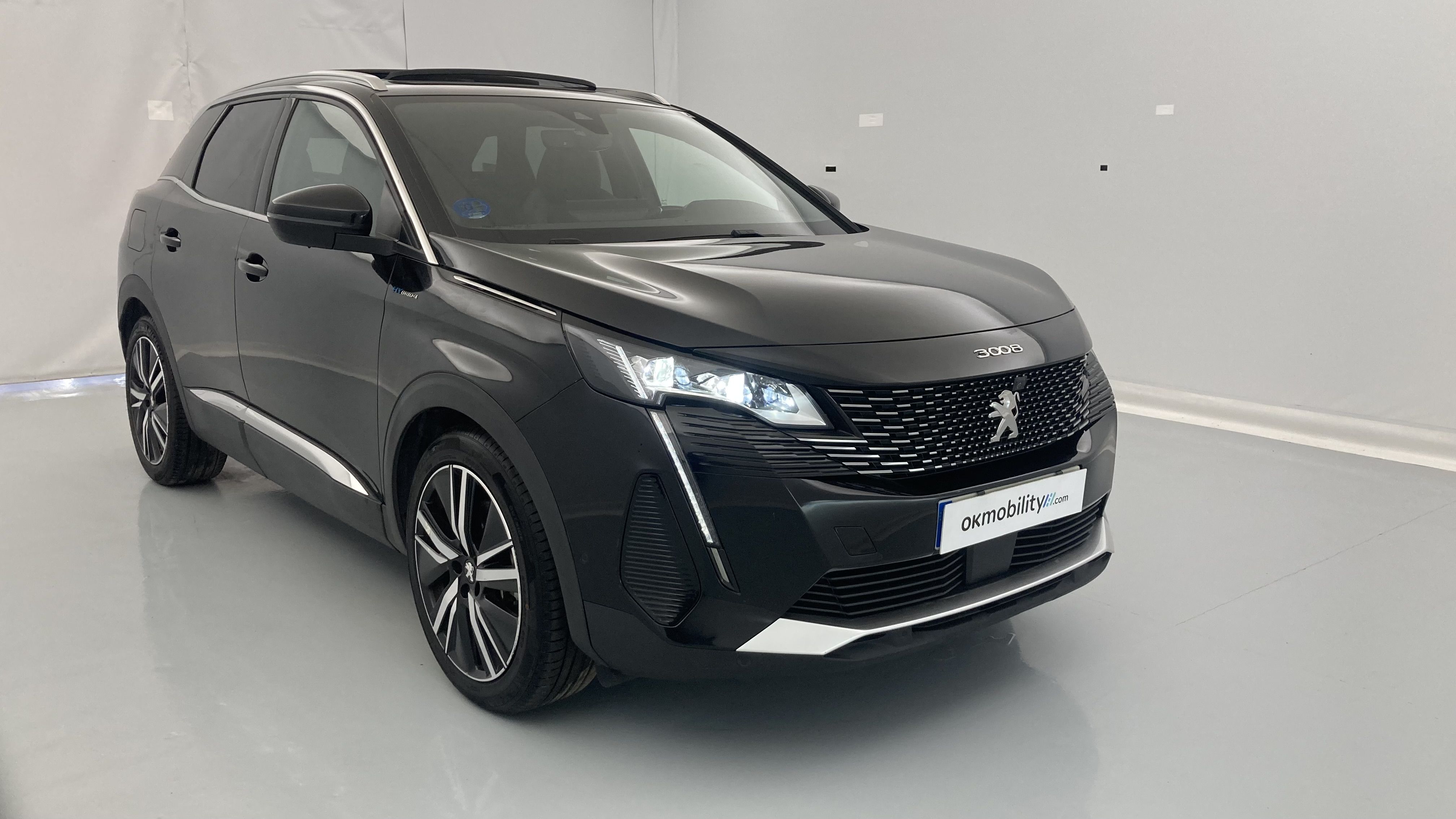 peugeot 3008 gt pack 1.6 HYBRID 300 EAT PHEV 2022 negro perla nera 33