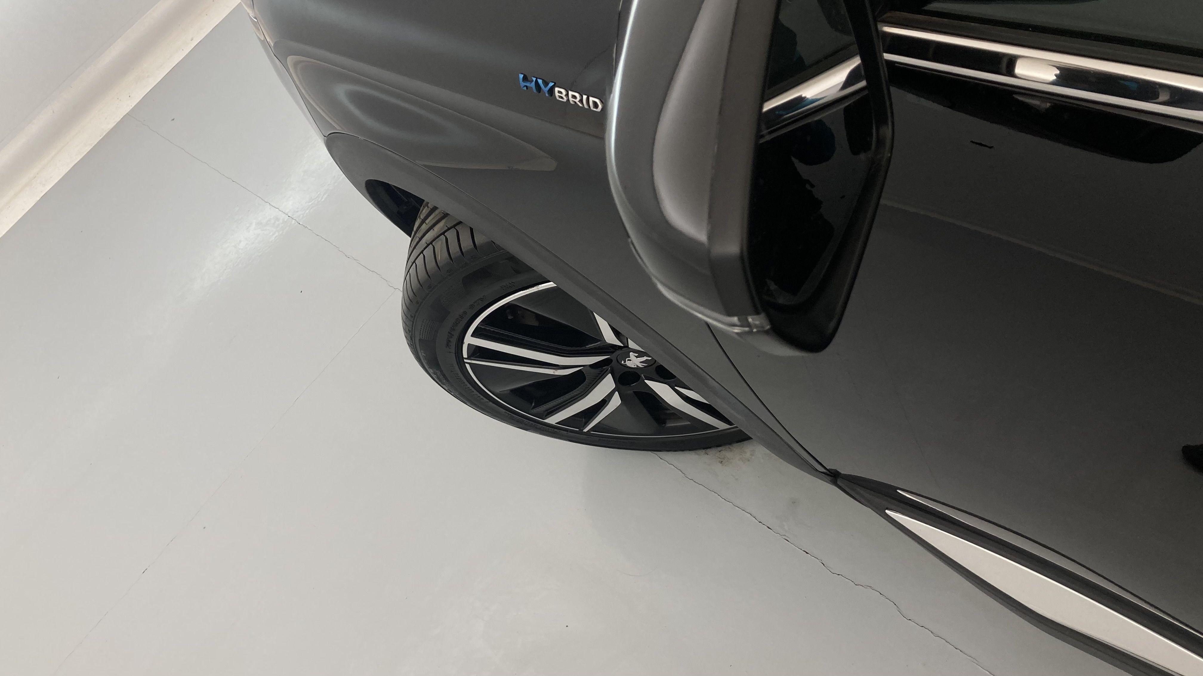 peugeot 3008 gt pack 1.6 HYBRID 300 EAT PHEV 2022 negro perla nera 38