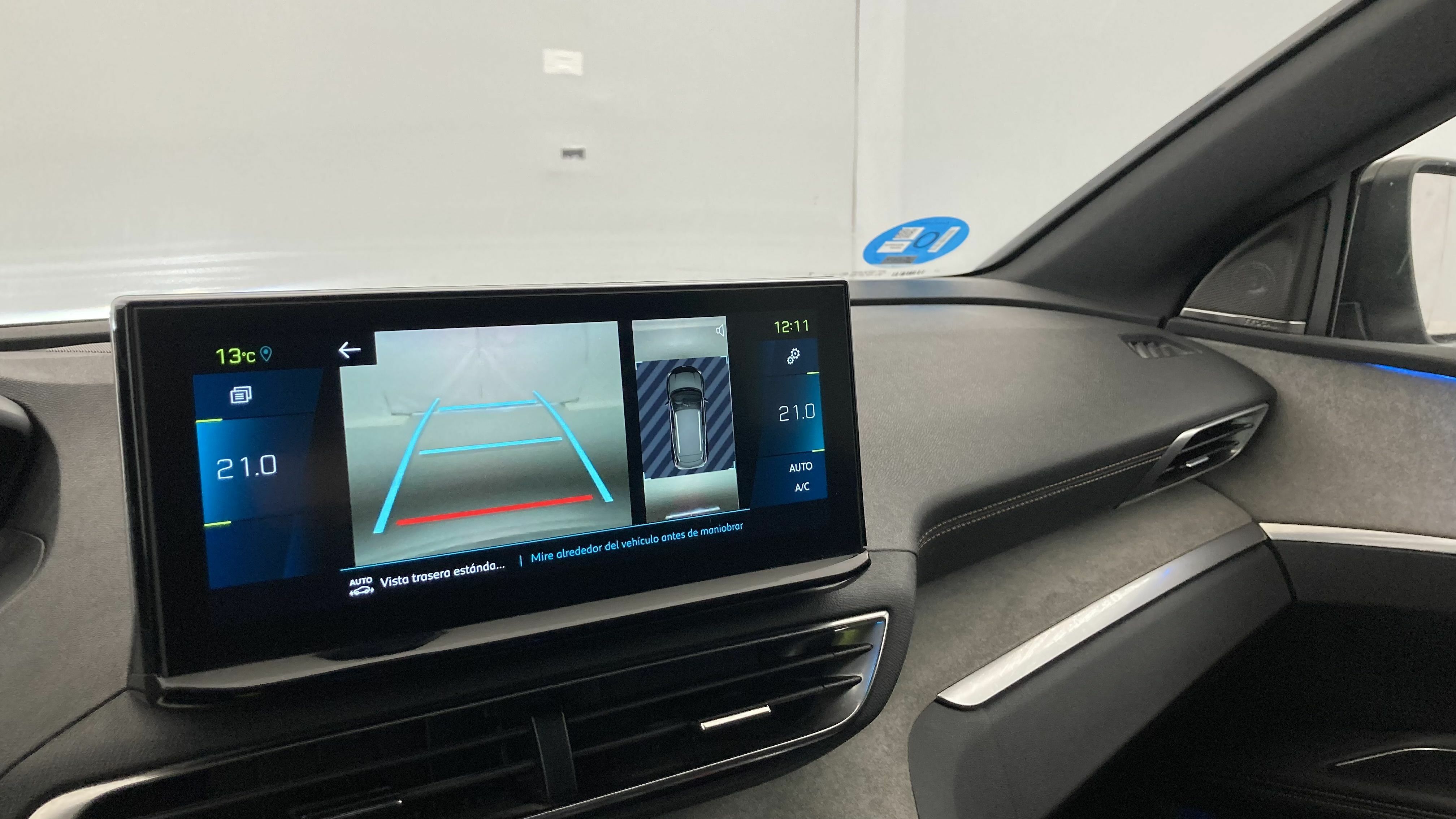 peugeot 3008 gt pack 1.6 HYBRID 300 EAT PHEV 2022 negro perla nera 18