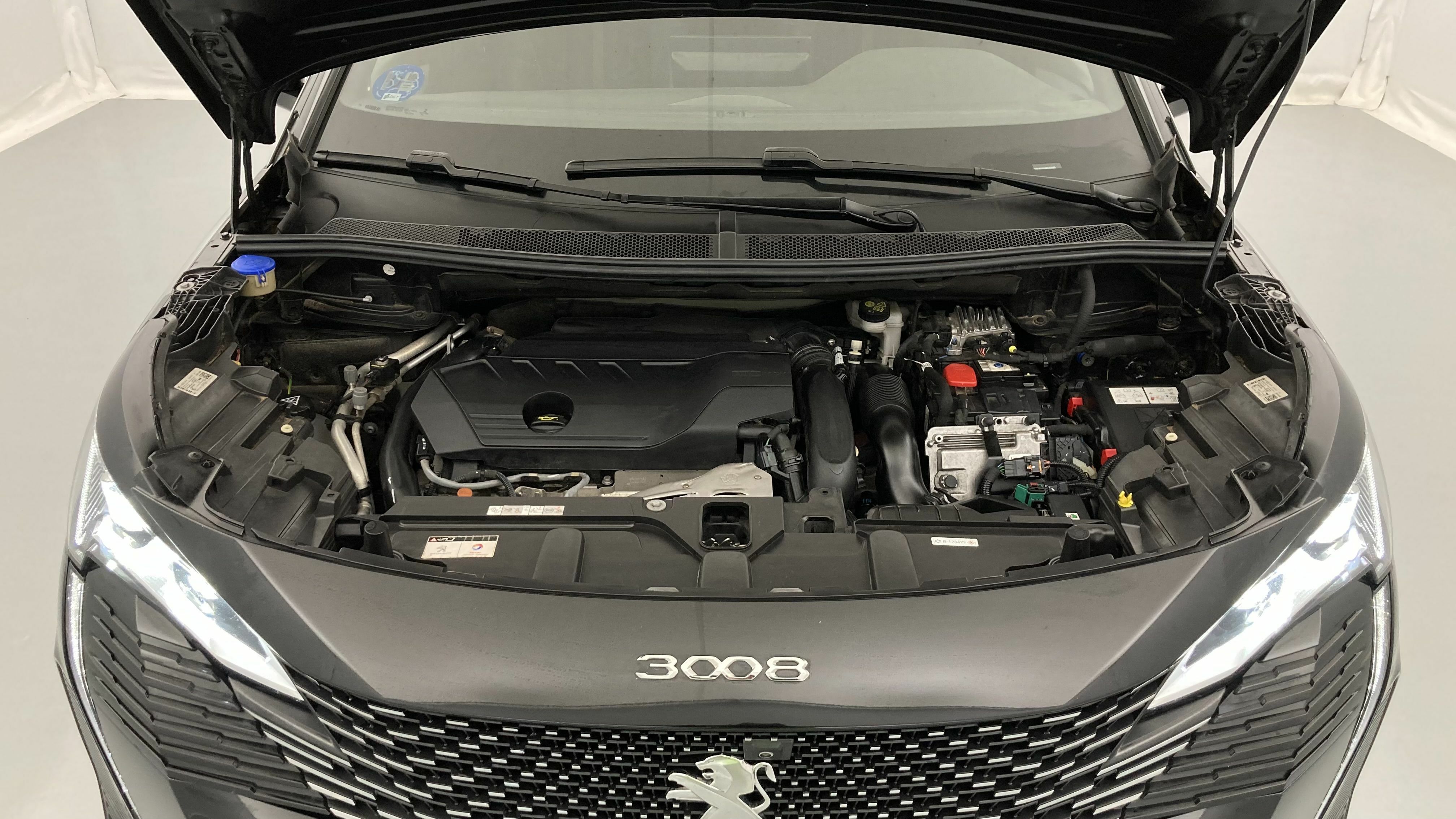 peugeot 3008 gt pack 1.6 HYBRID 300 EAT PHEV 2022 negro perla nera 24