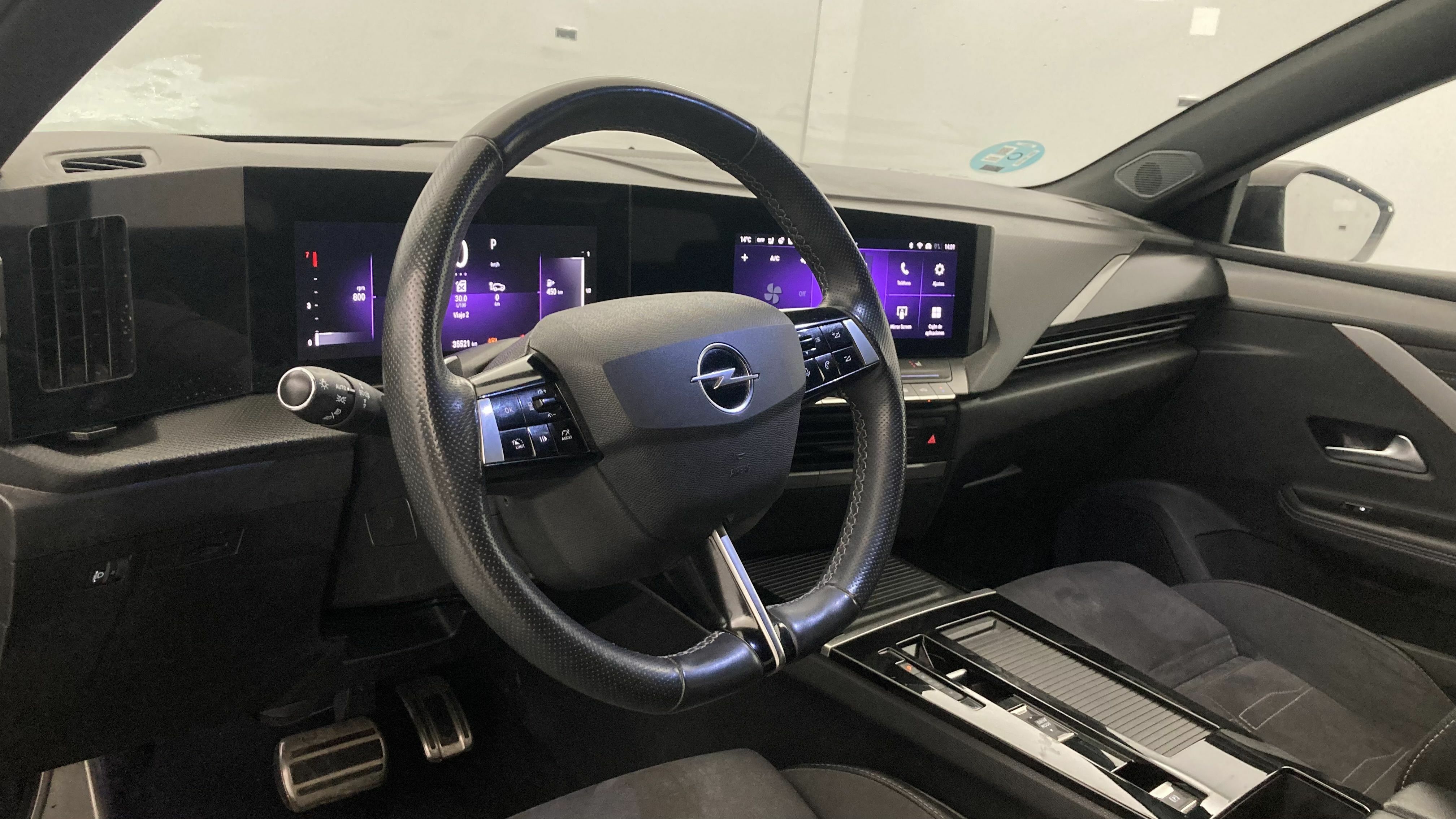 opel astra gs 1.2T 130 AT 2023 karbon black 14