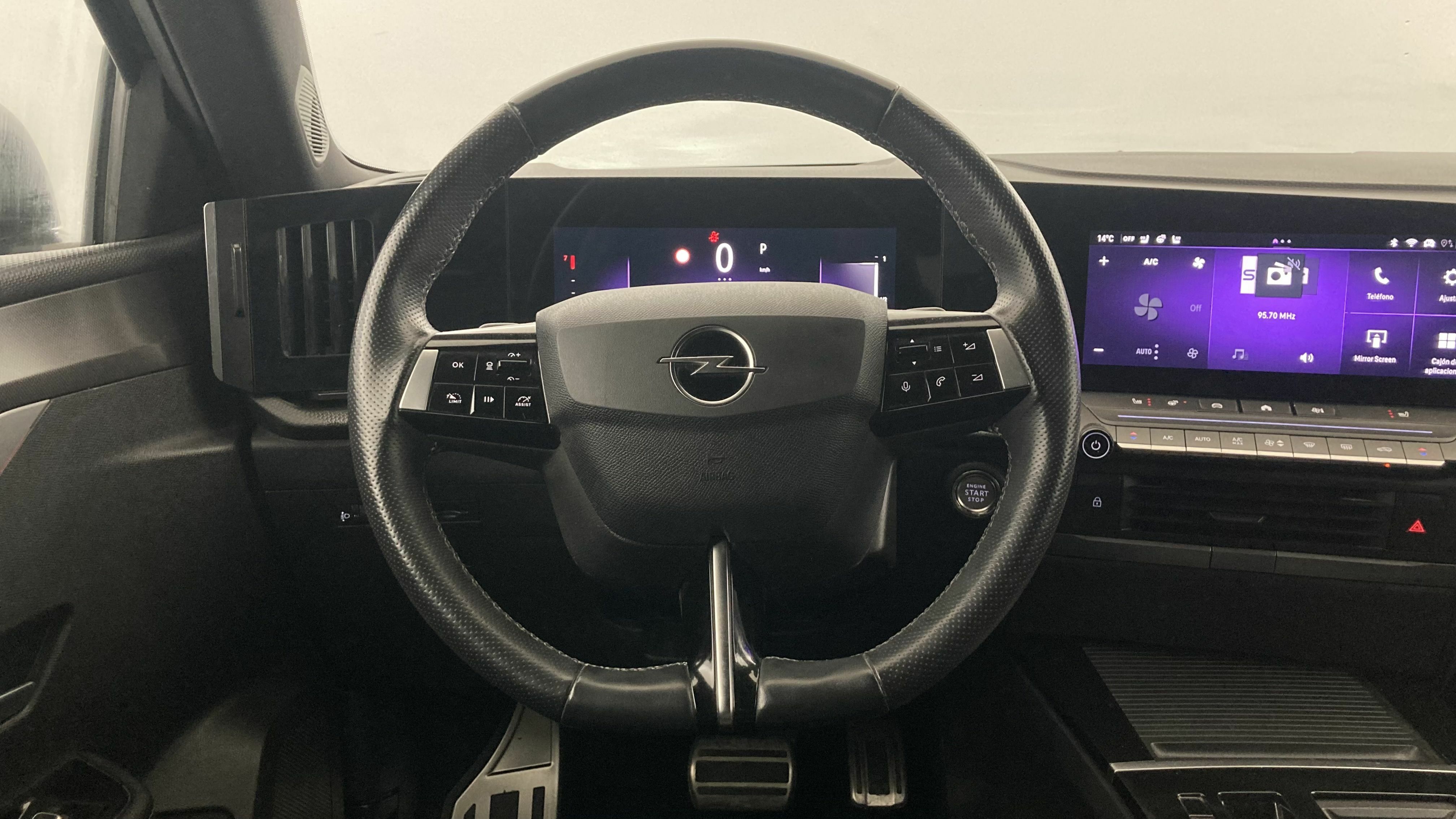 opel astra gs 1.2T 130 AT 2023 karbon black 16