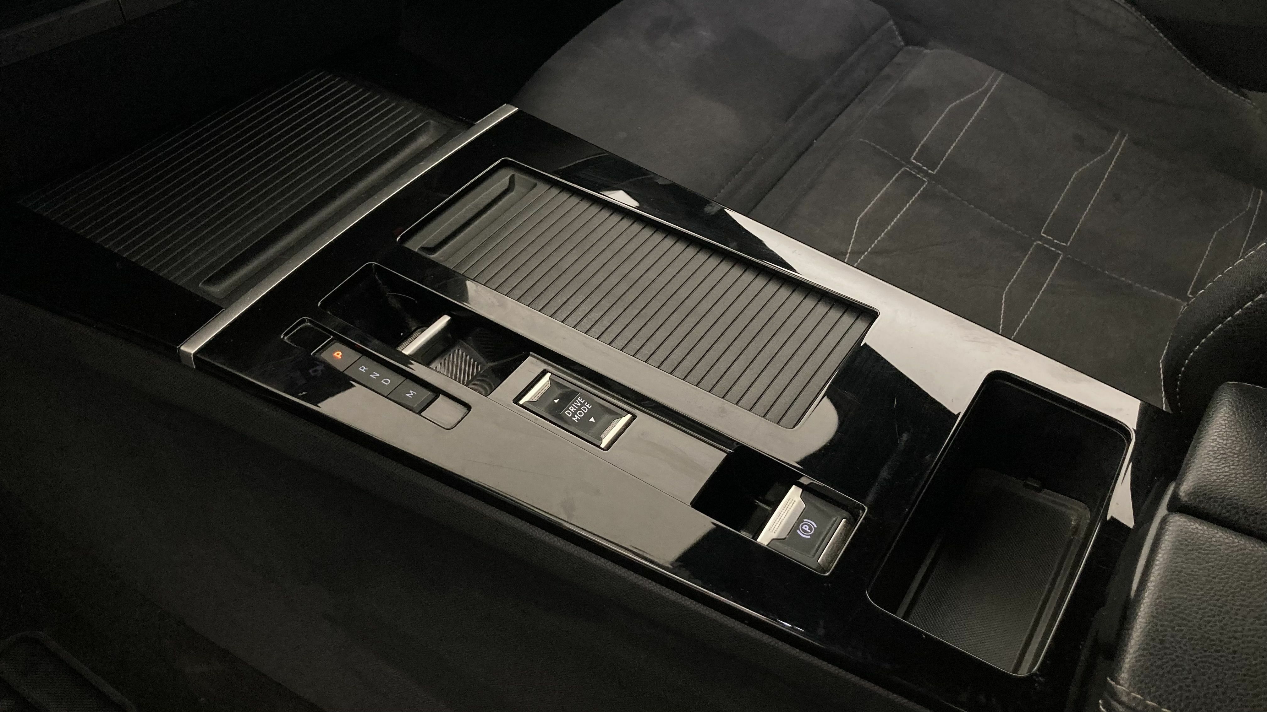 opel astra gs 1.2T 130 AT 2023 karbon black 19