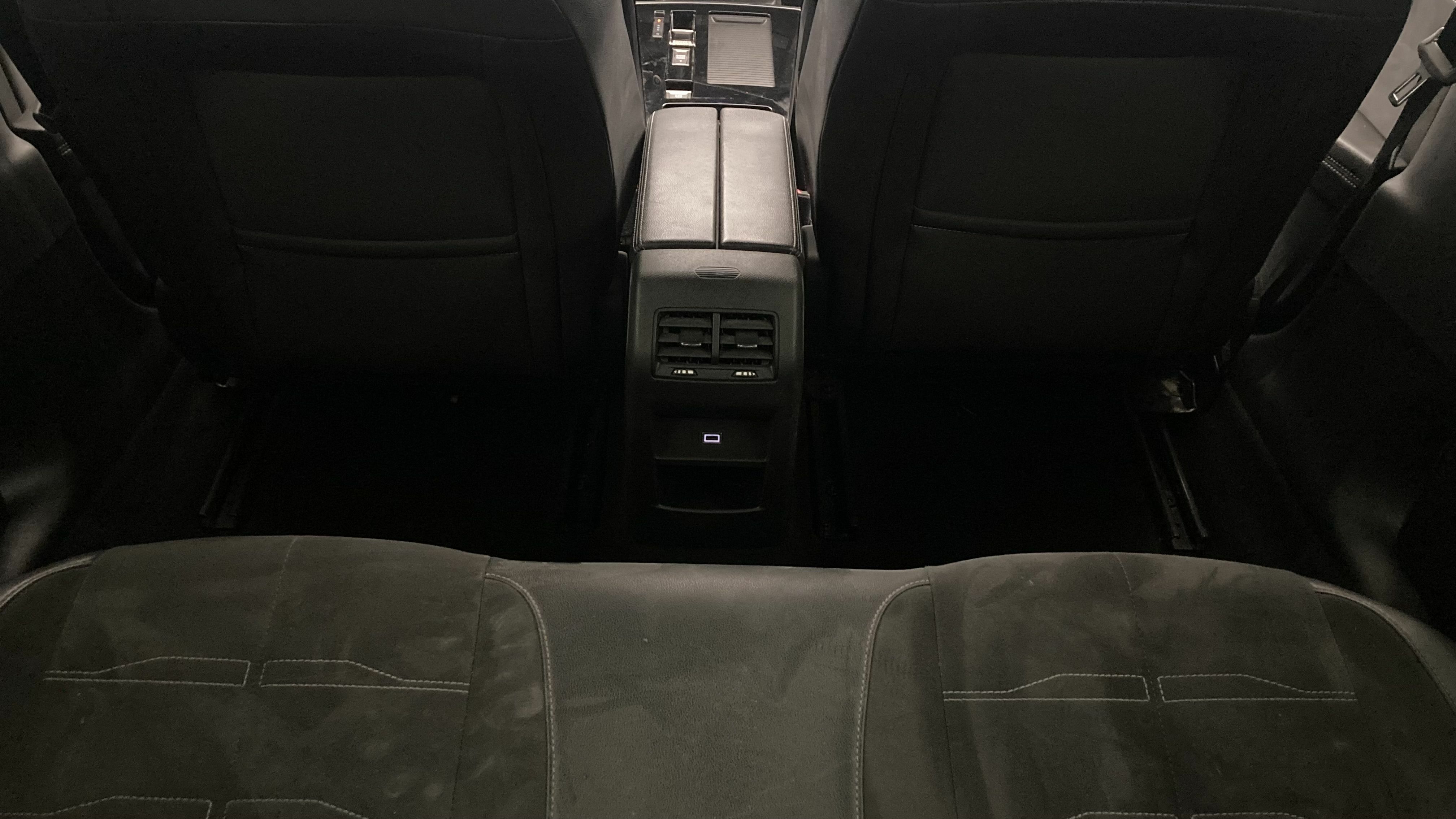 opel astra gs 1.2T 130 AT 2023 karbon black 21