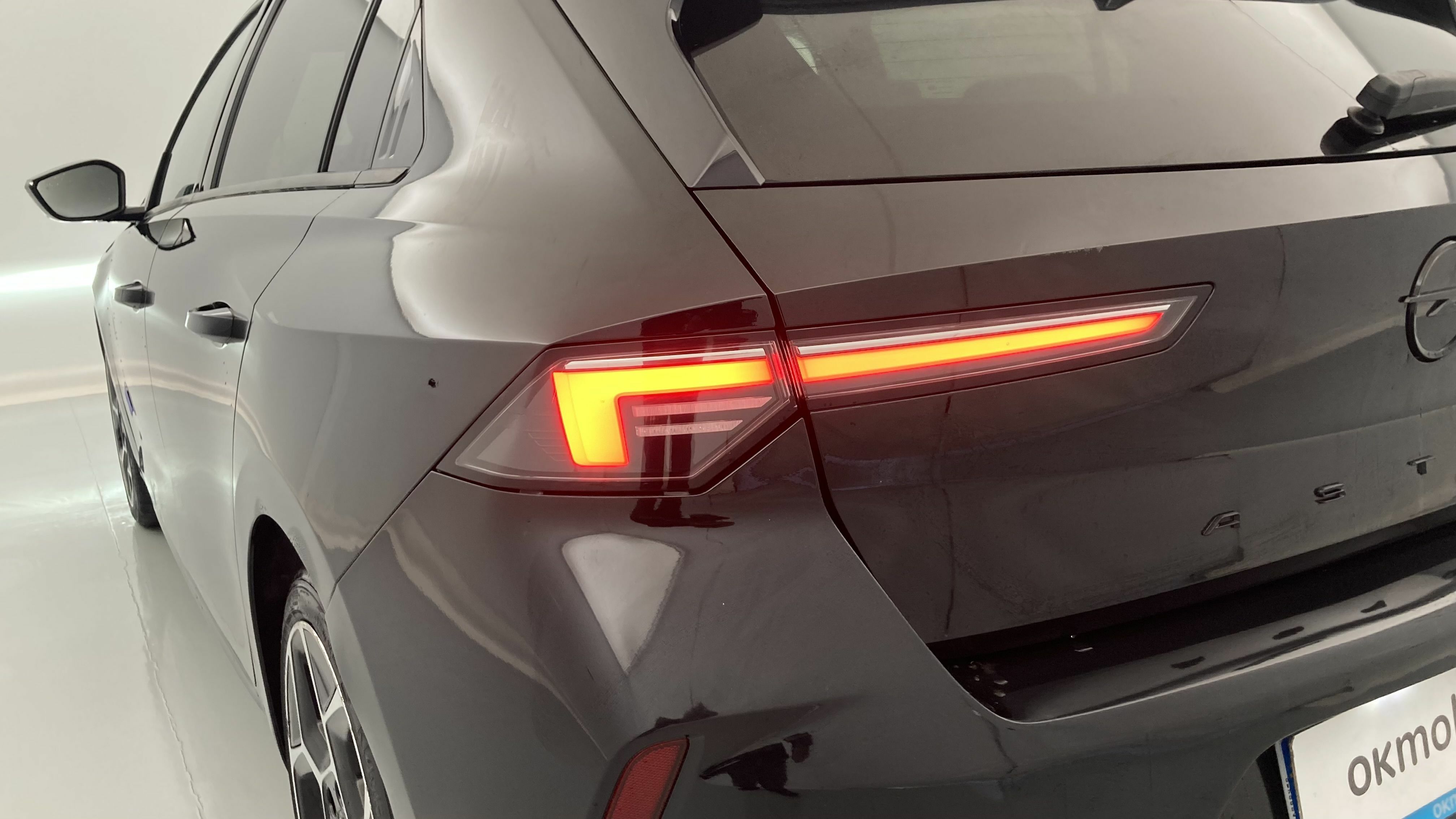 opel astra gs 1.2T 130 AT 2023 karbon black 29