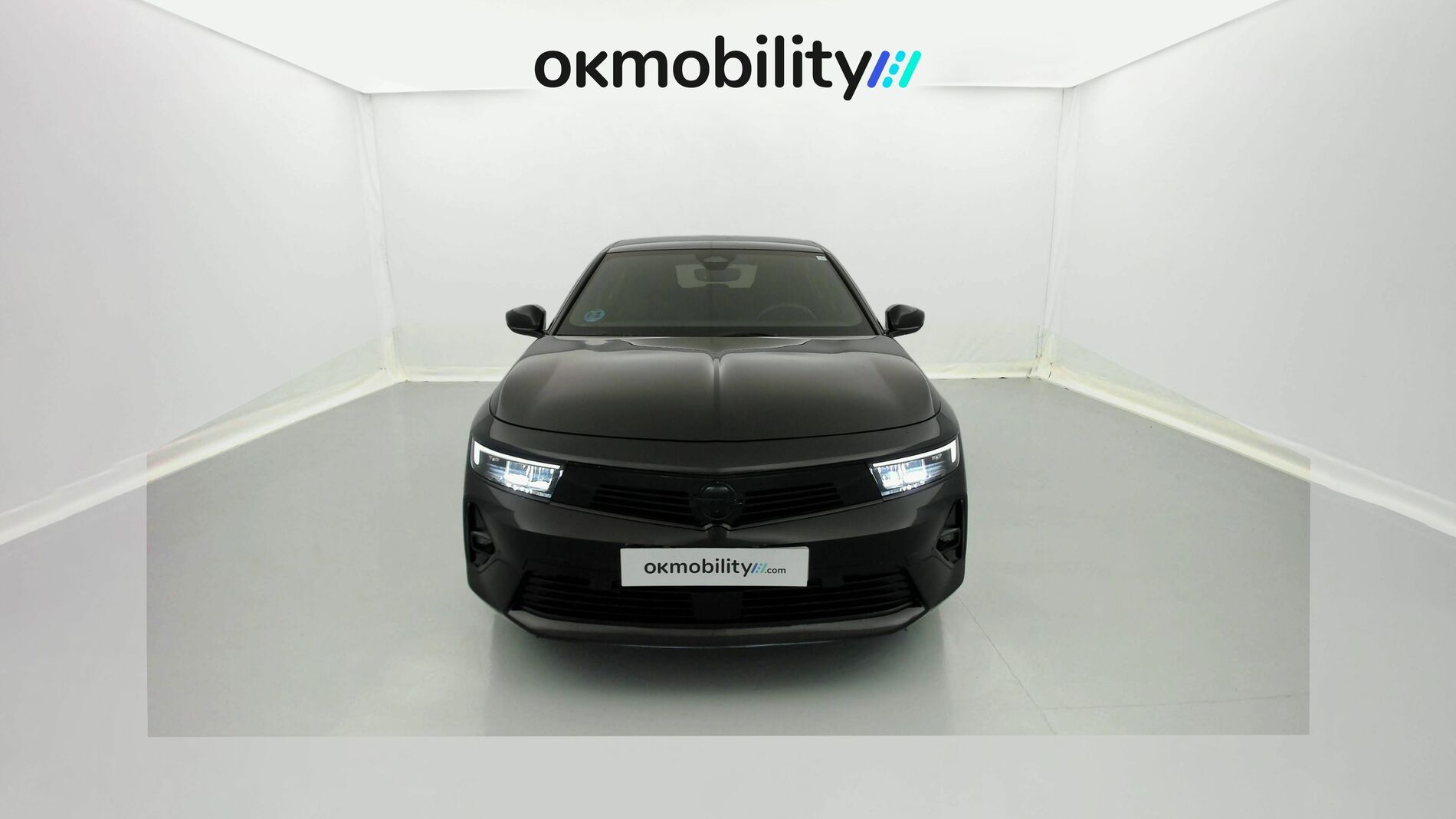 opel astra gs 1.2T 130 AT 2023 karbon black 3