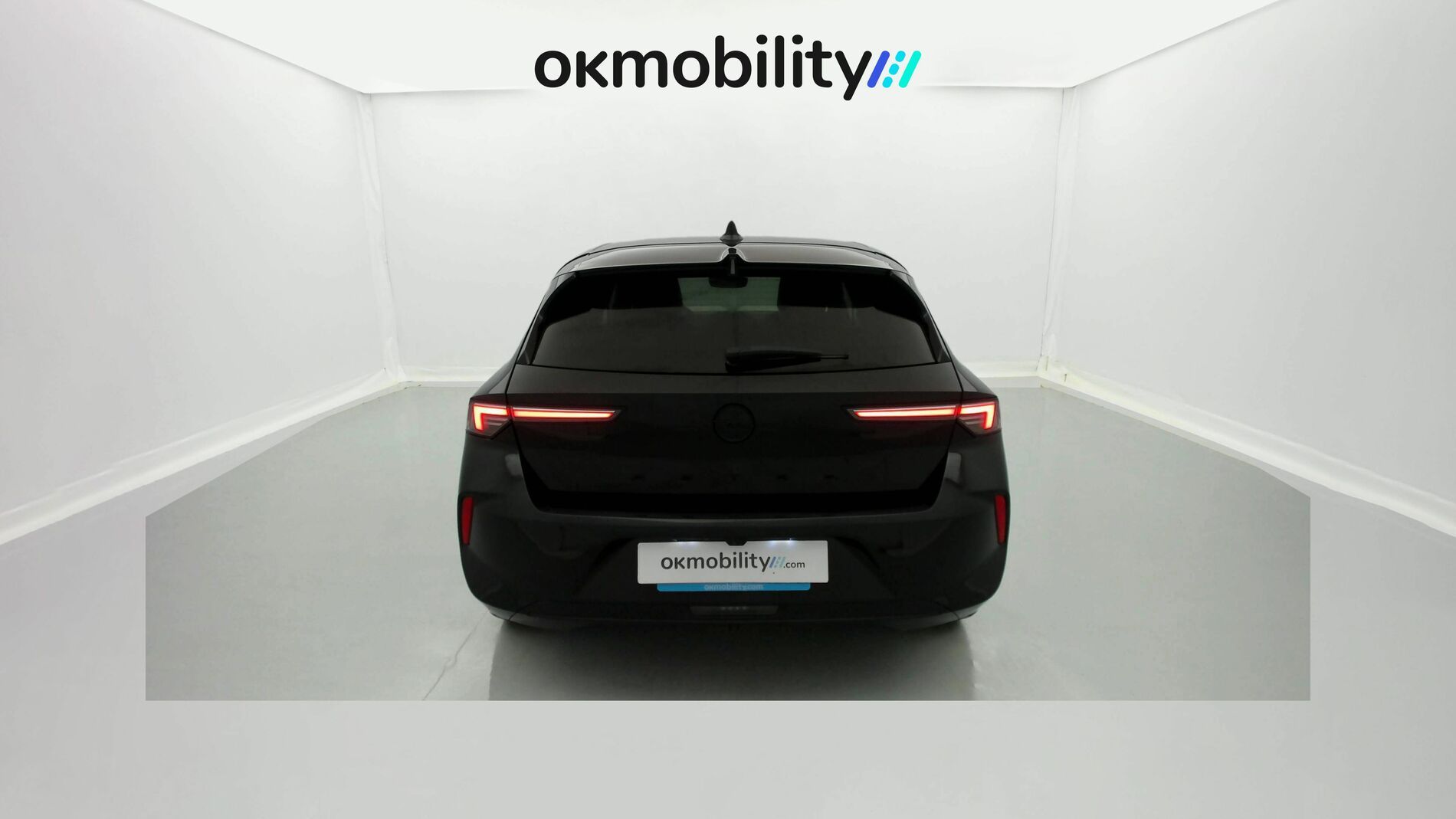 opel astra gs 1.2T 130 AT 2023 karbon black 9