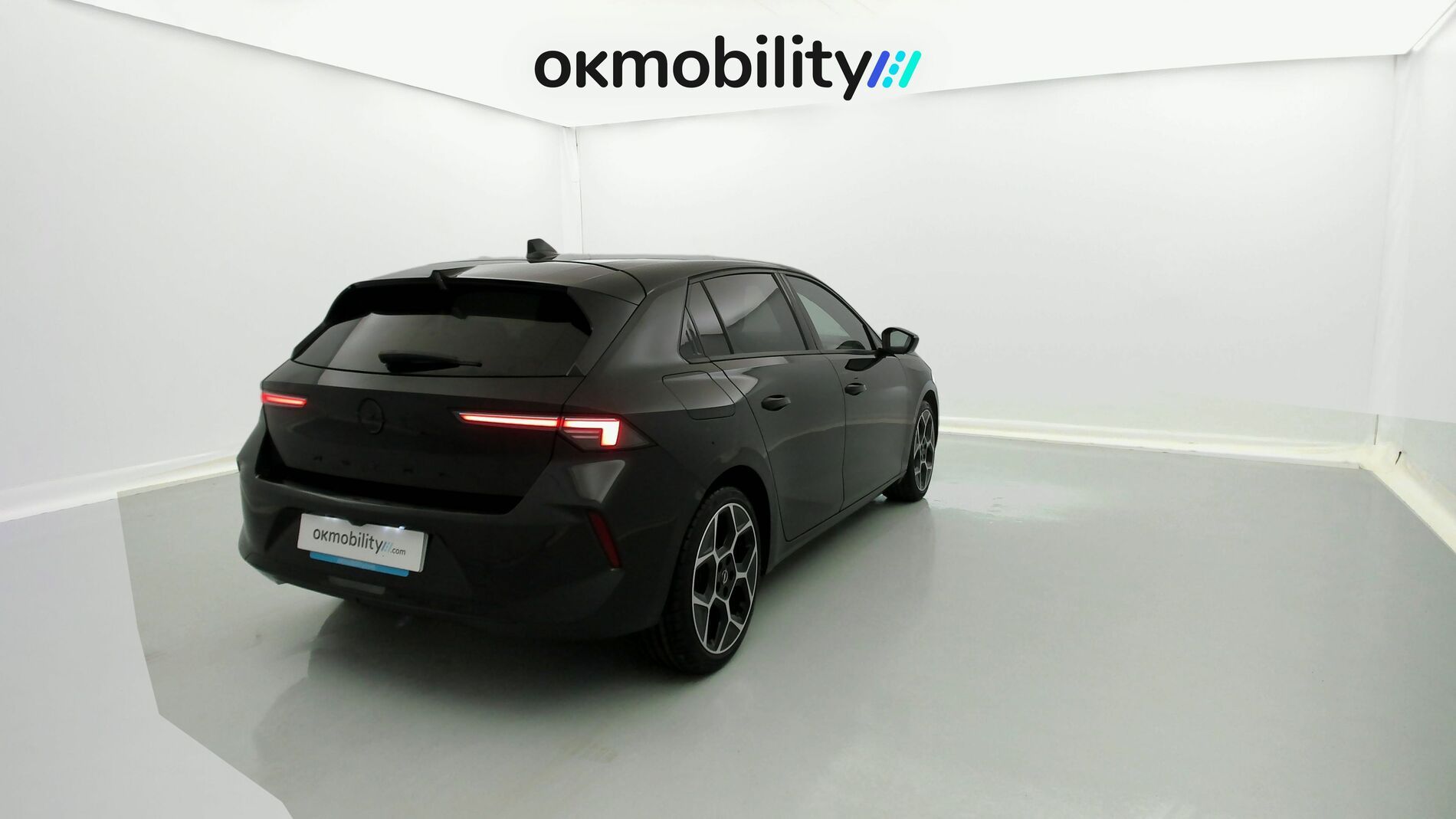 opel astra gs 1.2T 130 AT 2023 karbon black 10