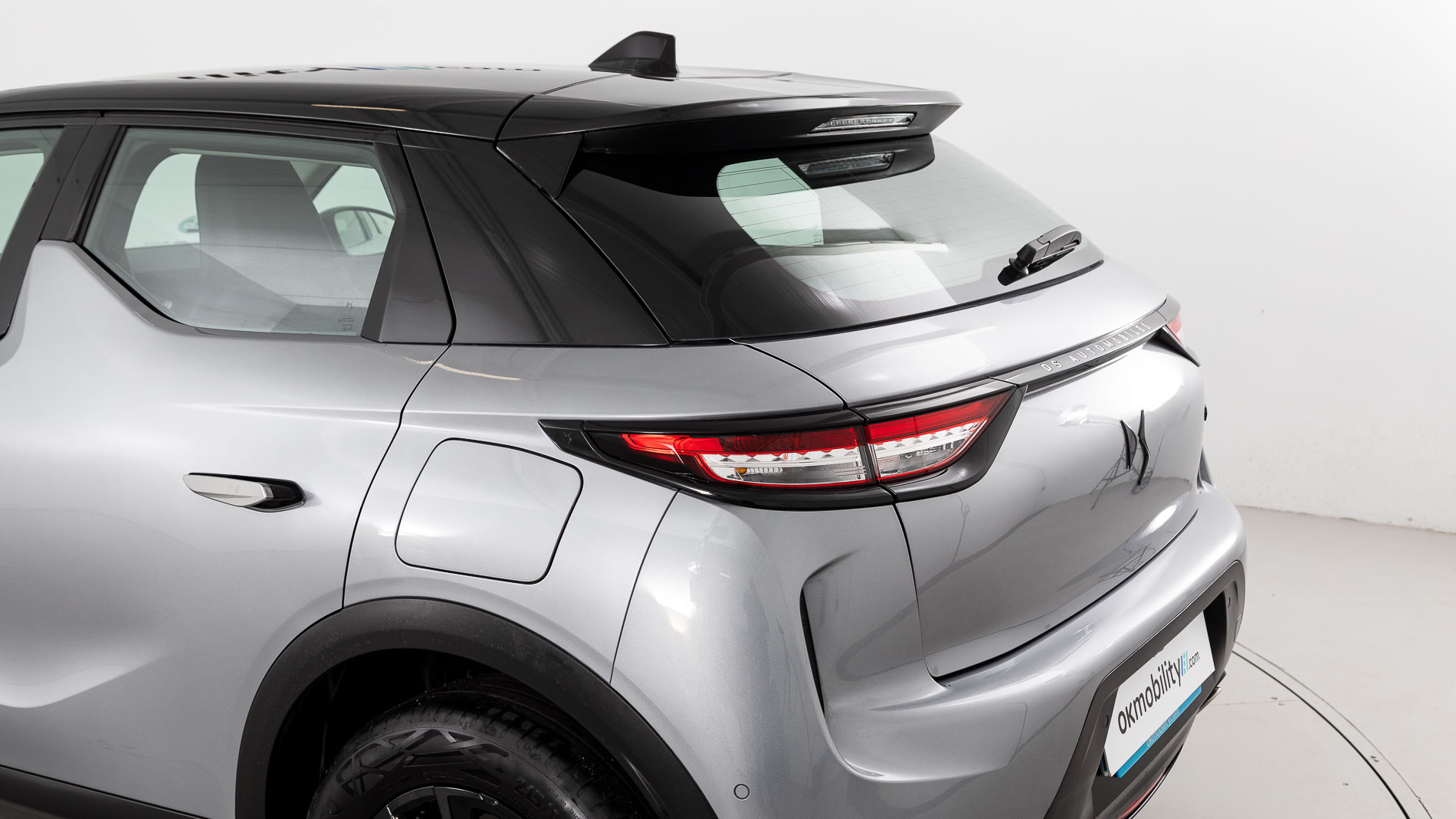 ds ds3 crossback performance line 1.5 BLUEHDI 130 EAT 2023 gris artense 34