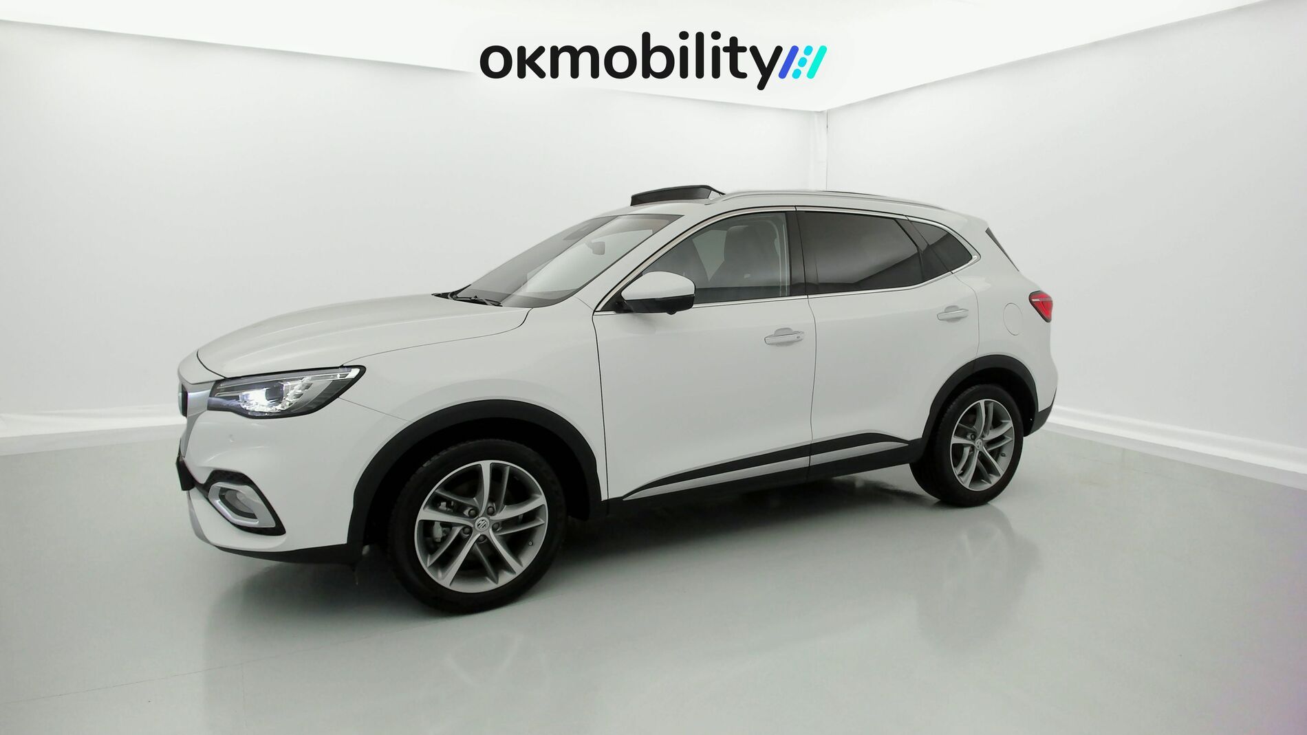 mg hs luxury 1.5 T-GDI 162 2023 dover white 5