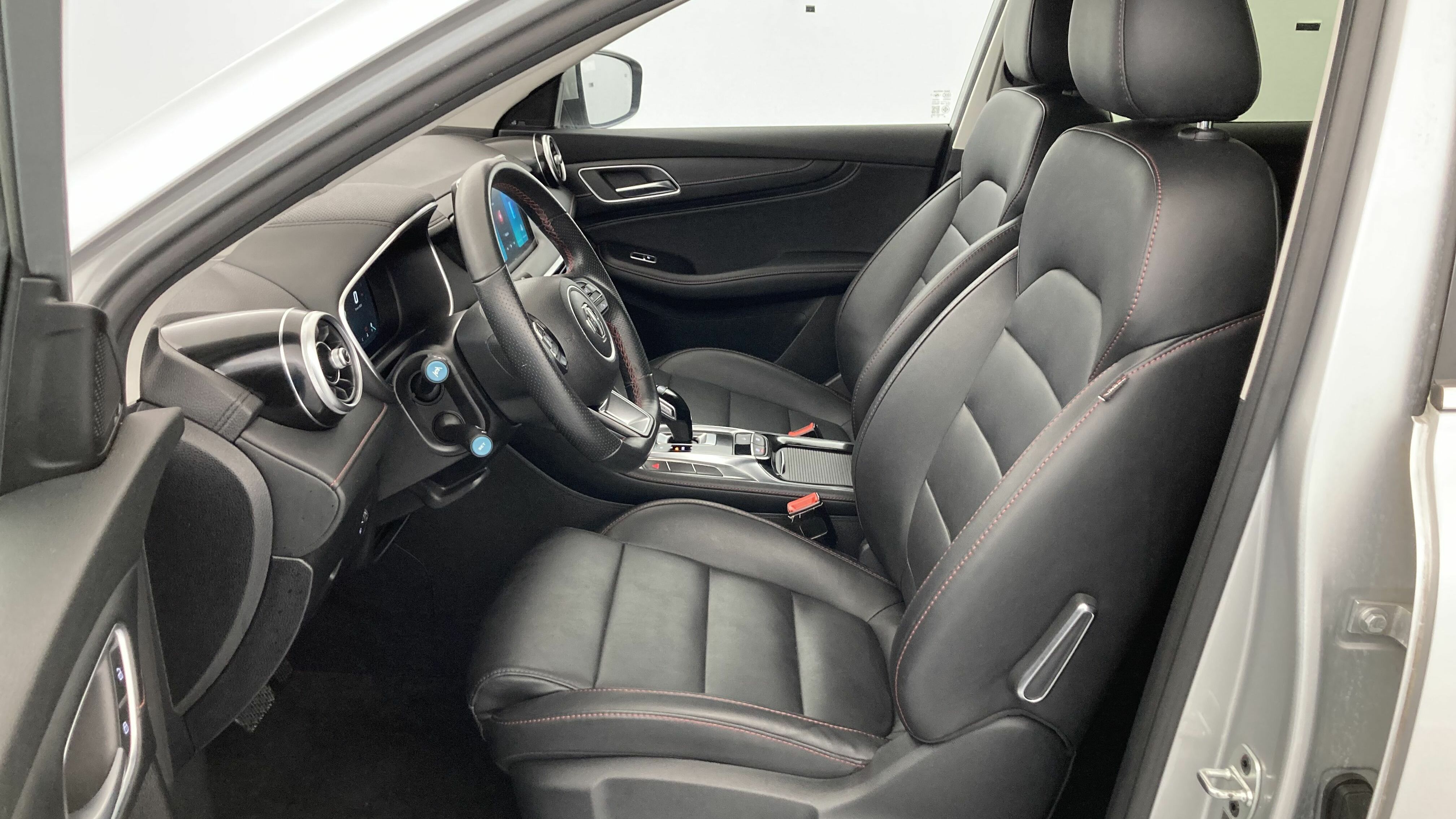 mg hs comfort 1.5 T-GDI 162 AT 2023 medal silver - ssa 15