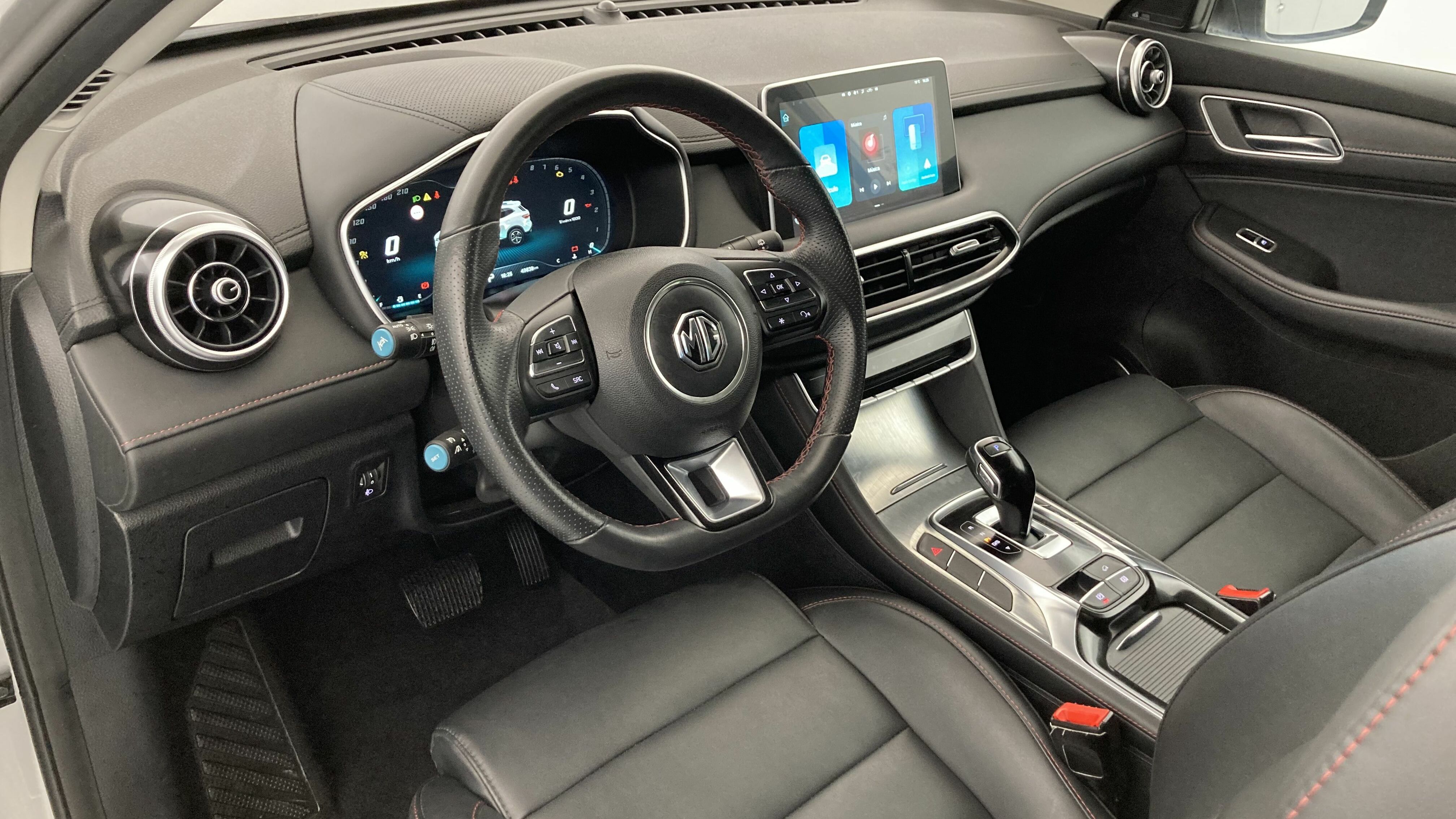 mg hs comfort 1.5 T-GDI 162 AT 2023 medal silver - ssa 16