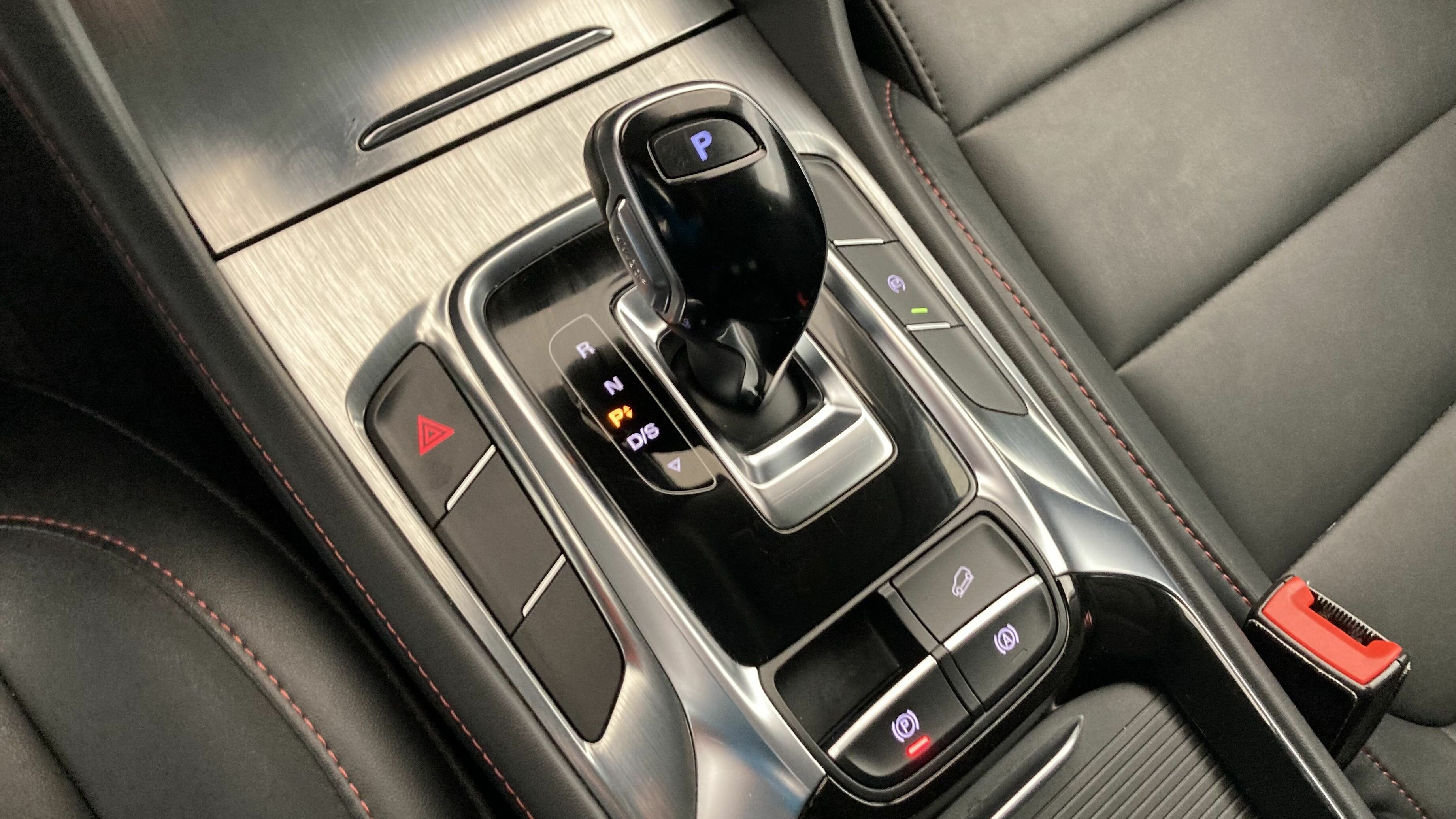 mg hs comfort 1.5 T-GDI 162 AT 2023 medal silver - ssa 21