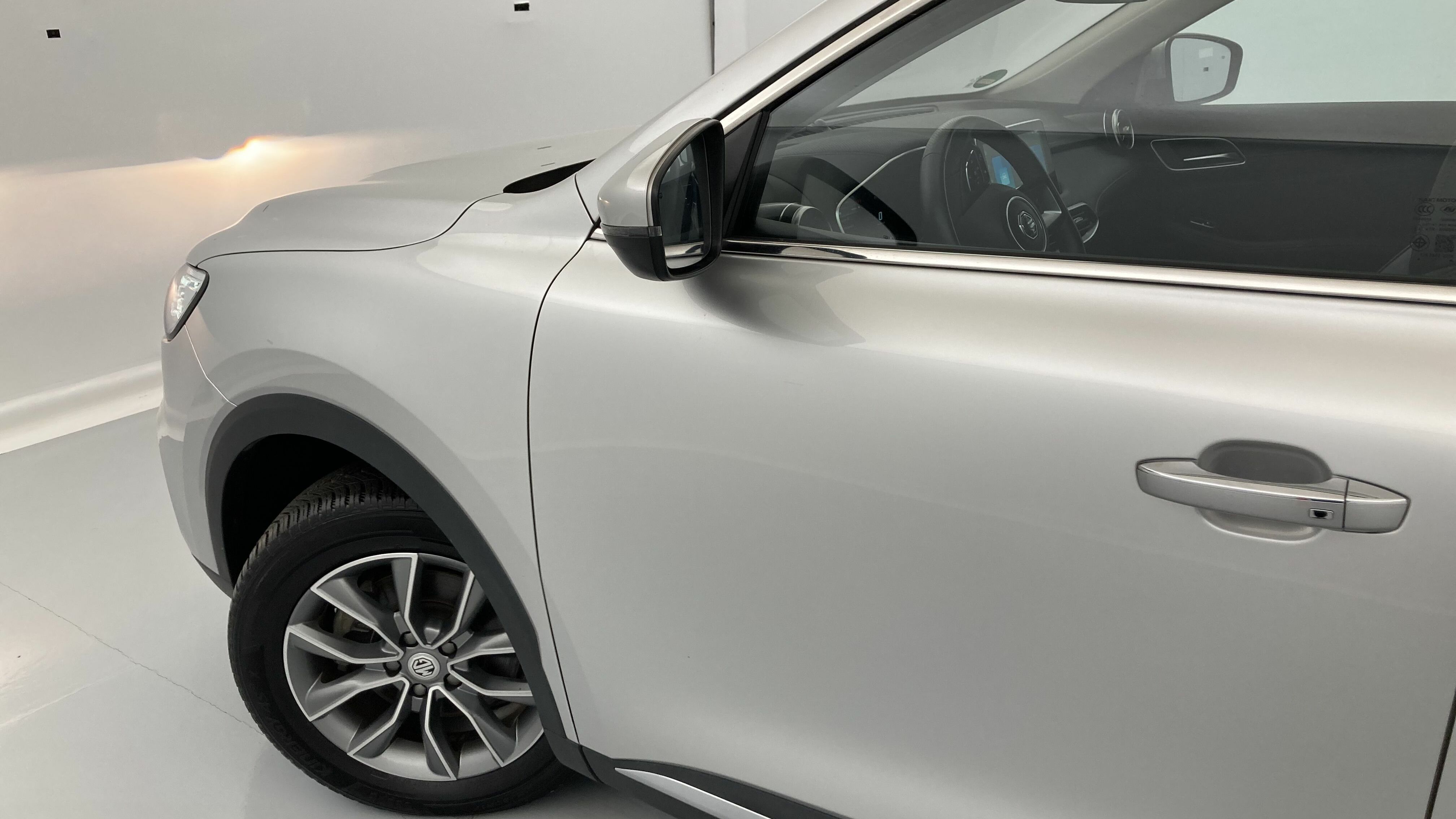 mg hs comfort 1.5 T-GDI 162 AT 2023 medal silver - ssa 29