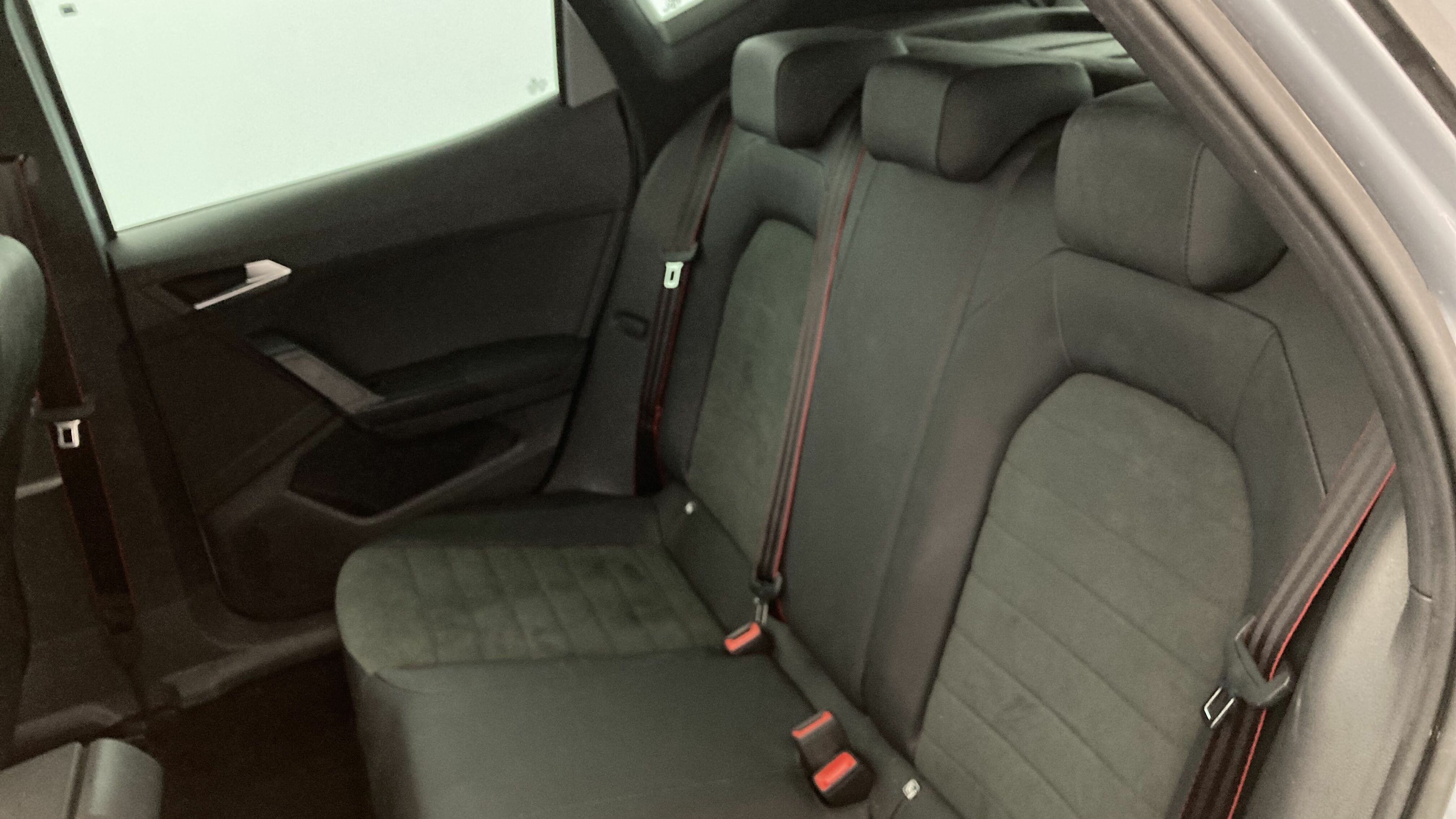 seat arona fr xl rx 1.0 TSI 115 2024 plata urban / negro 20