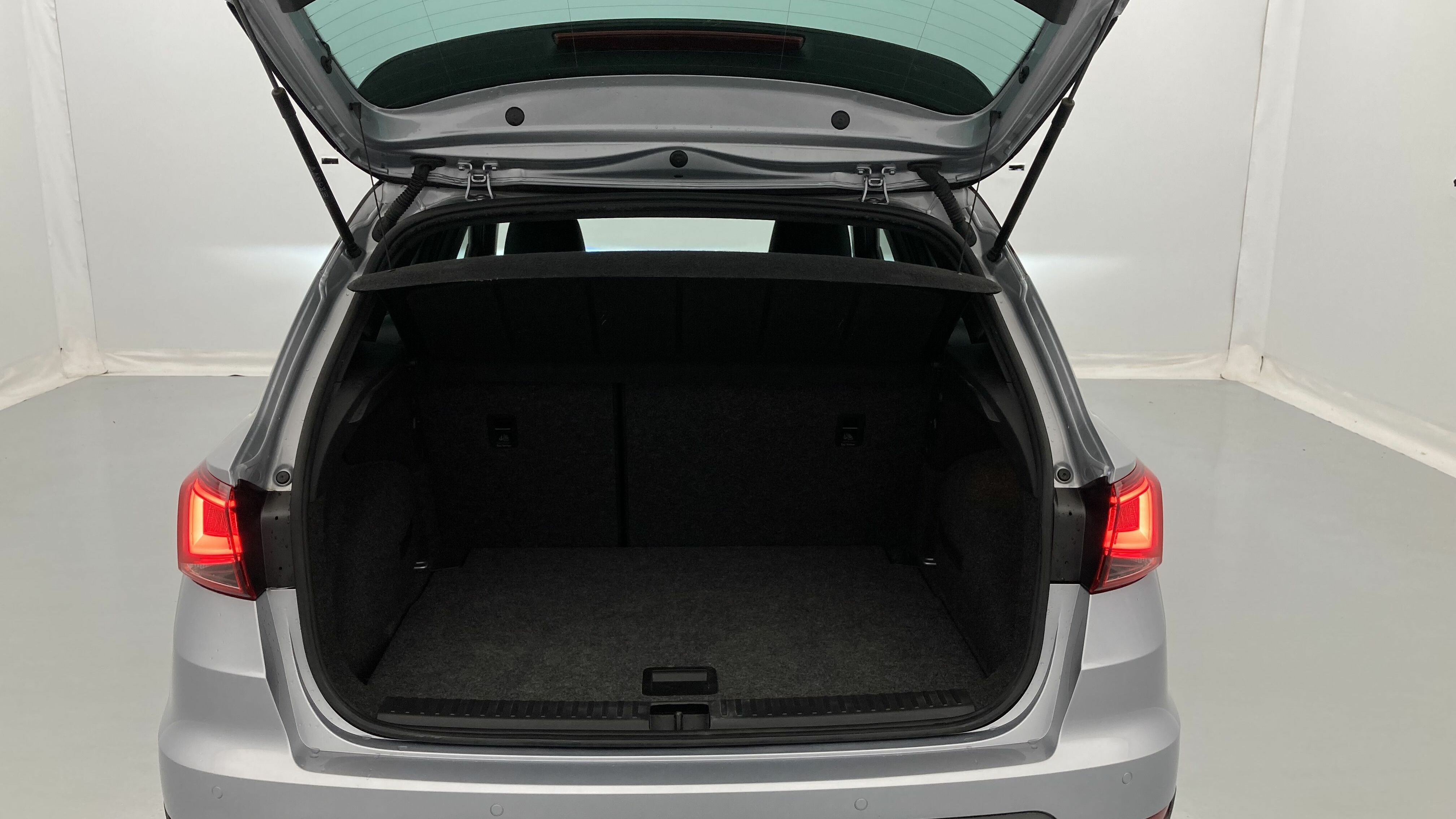 seat arona fr xl rx 1.0 TSI 115 2024 plata urban / negro 23