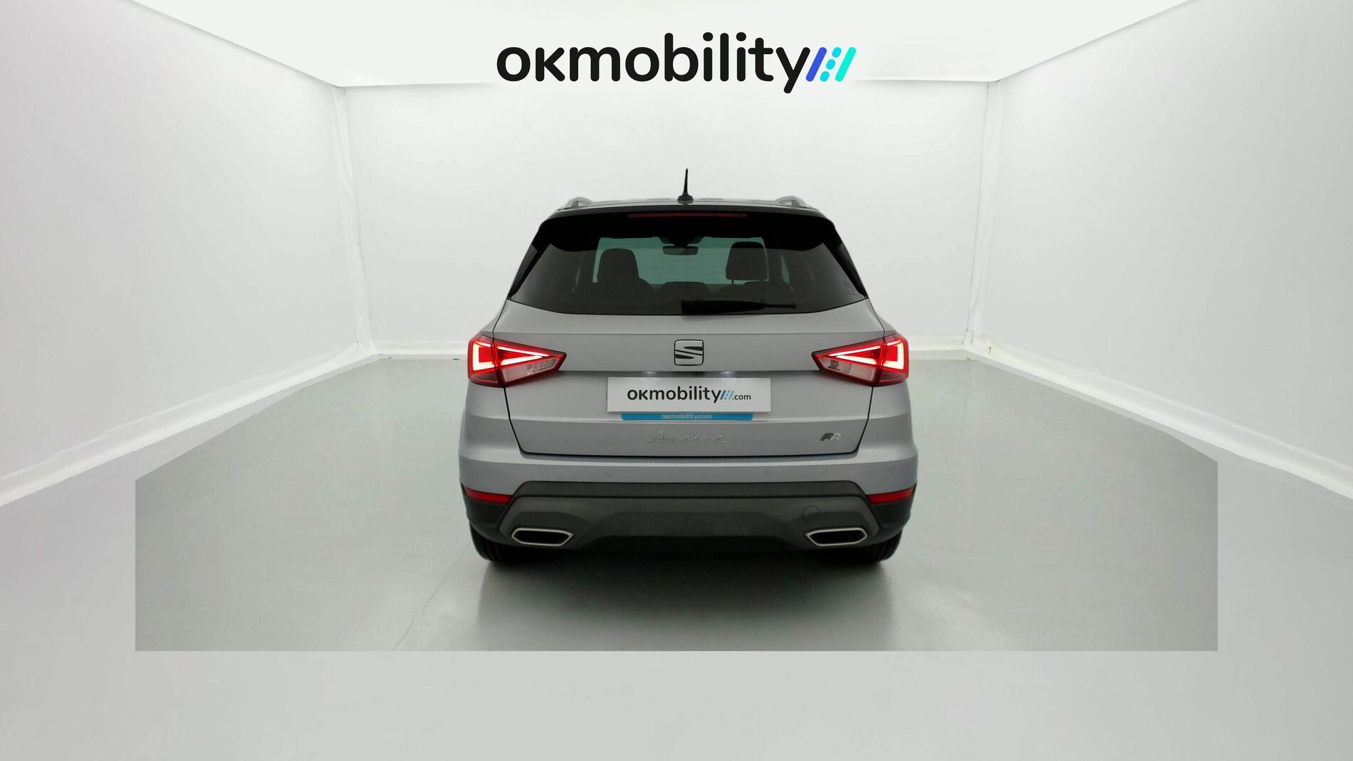 seat arona fr xl rx 1.0 TSI 115 2024 plata urban / negro 9
