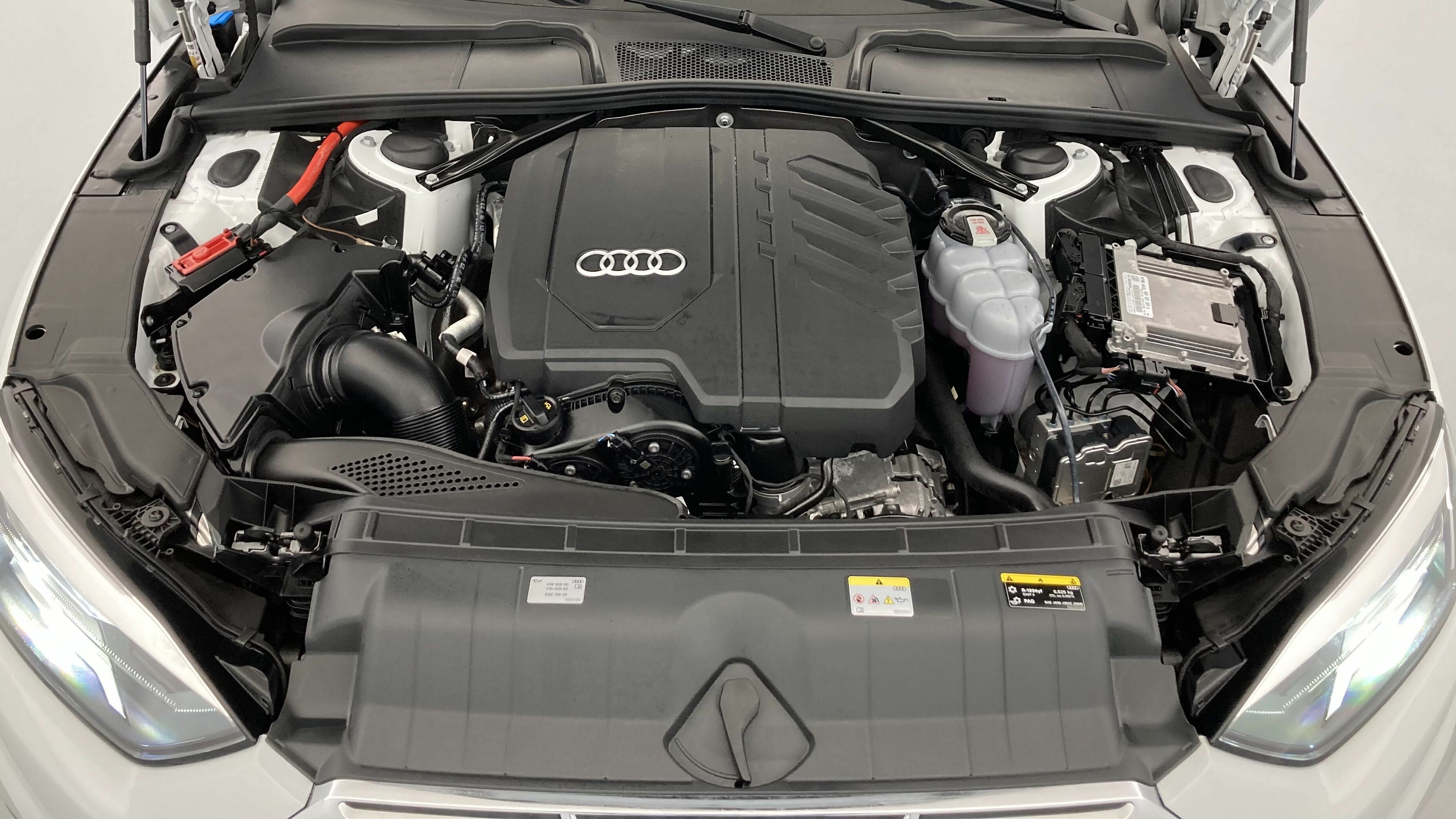 audi a5 cabrio s line 40 TFSI 204 STRONIC 2024 gletscherweiß metallic 25