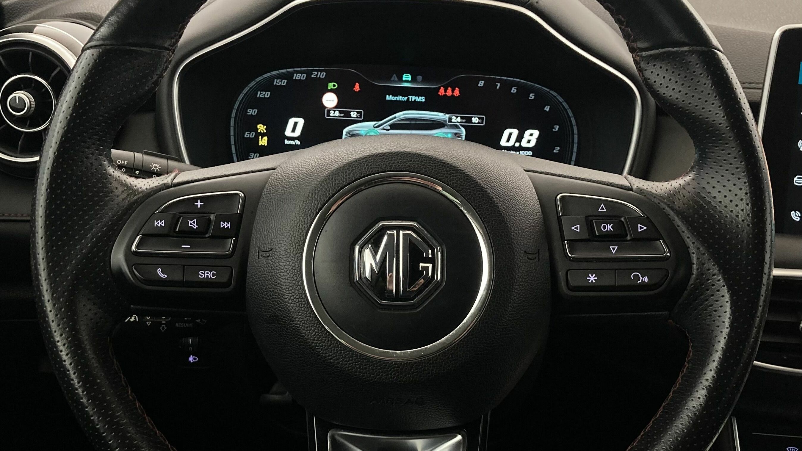 mg hs comfort 1.5 T-GDI 162 AT 2023 white 16