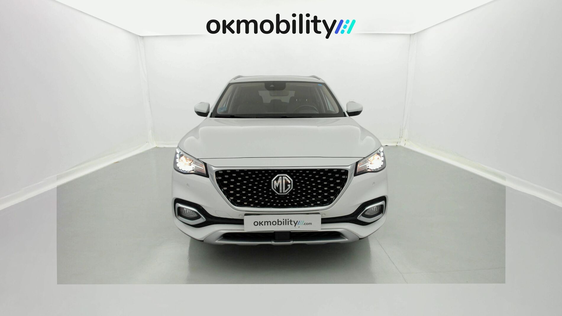 mg hs comfort 1.5 T-GDI 162 AT 2023 white 3